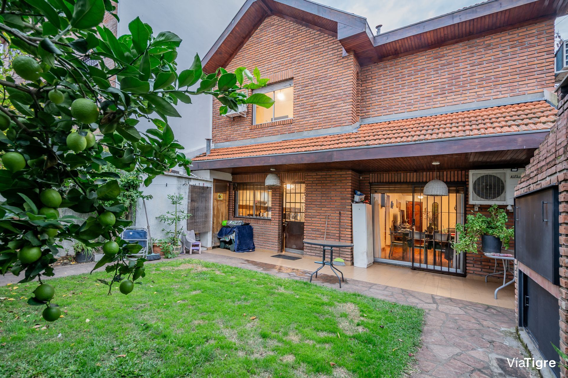Venta Casa 5 Ambientes Olivos Permuta