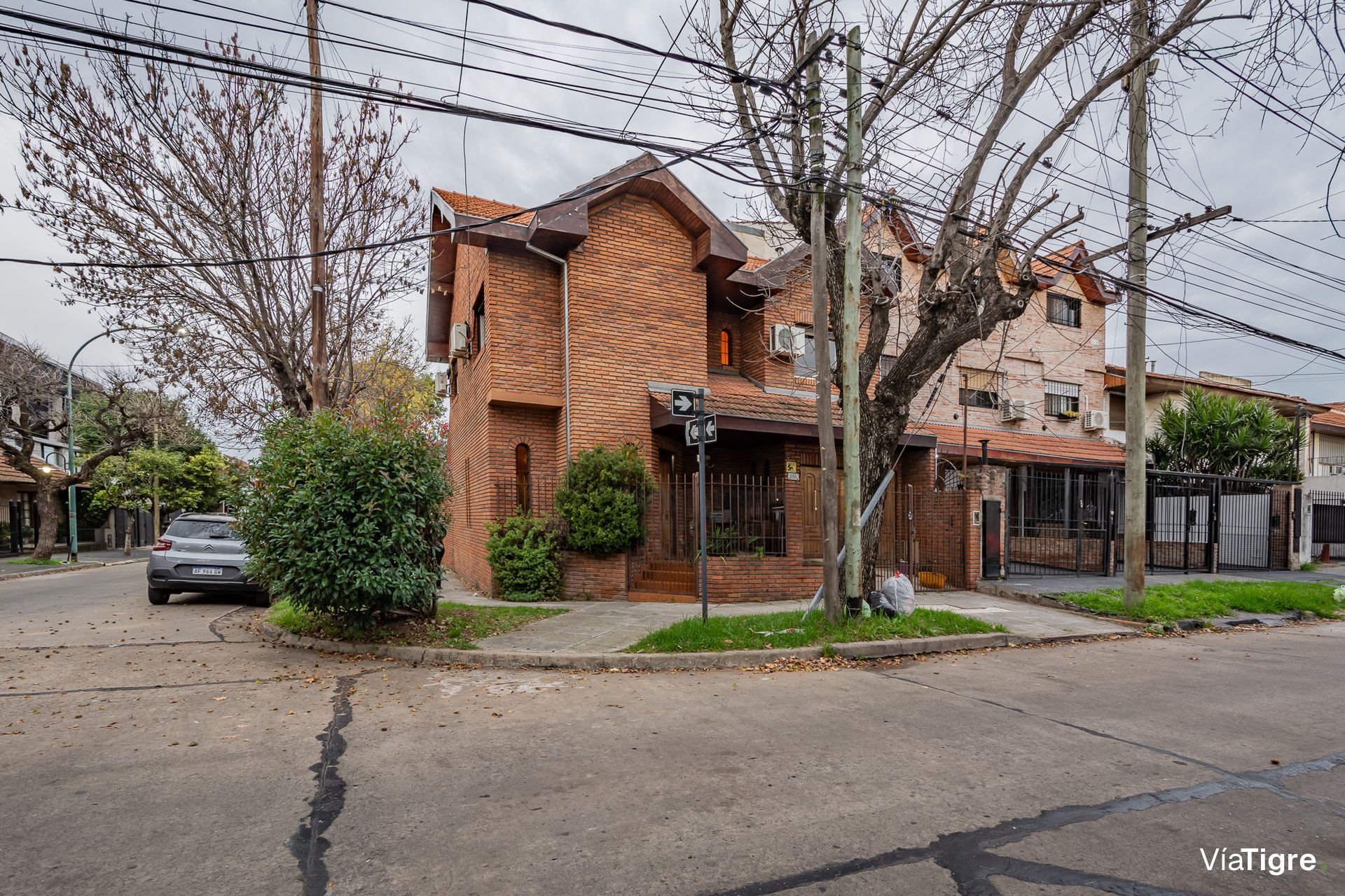 Venta Casa 5 Ambientes Olivos Permuta