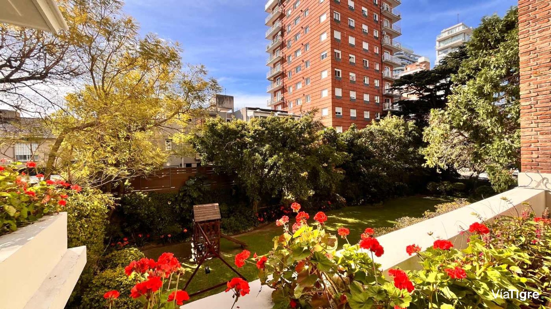 ALQUILER DPTO 4 amb/cochera/balcón terraza ÚNICO!