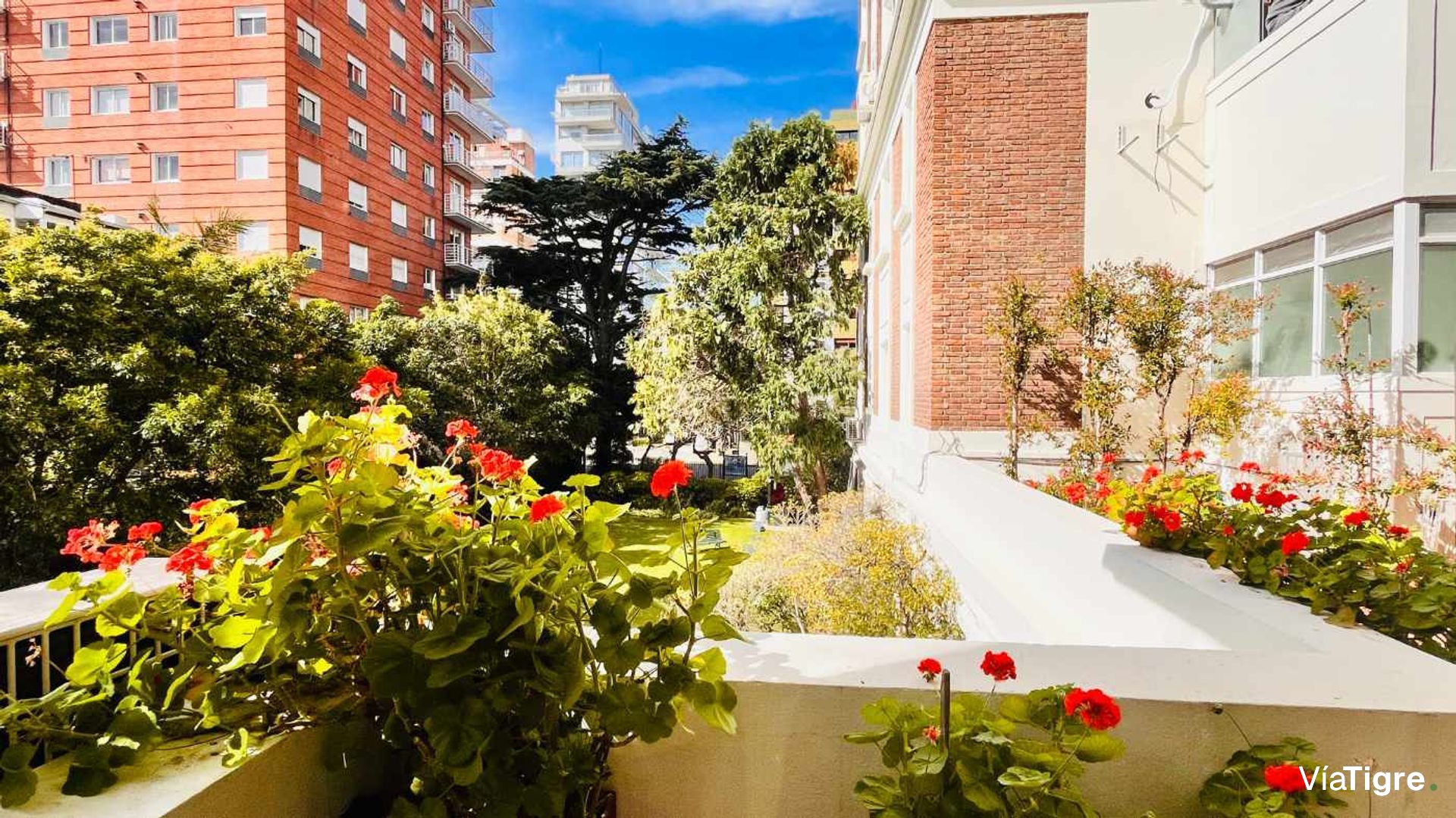 ALQUILER DPTO 4 amb/cochera/balcón terraza ÚNICO!