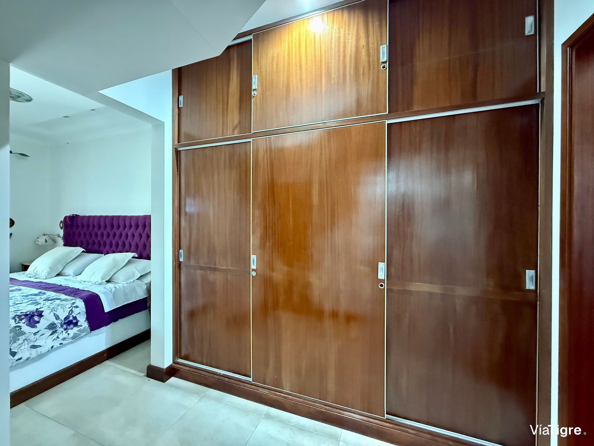 Venta de Casa frente al Newman