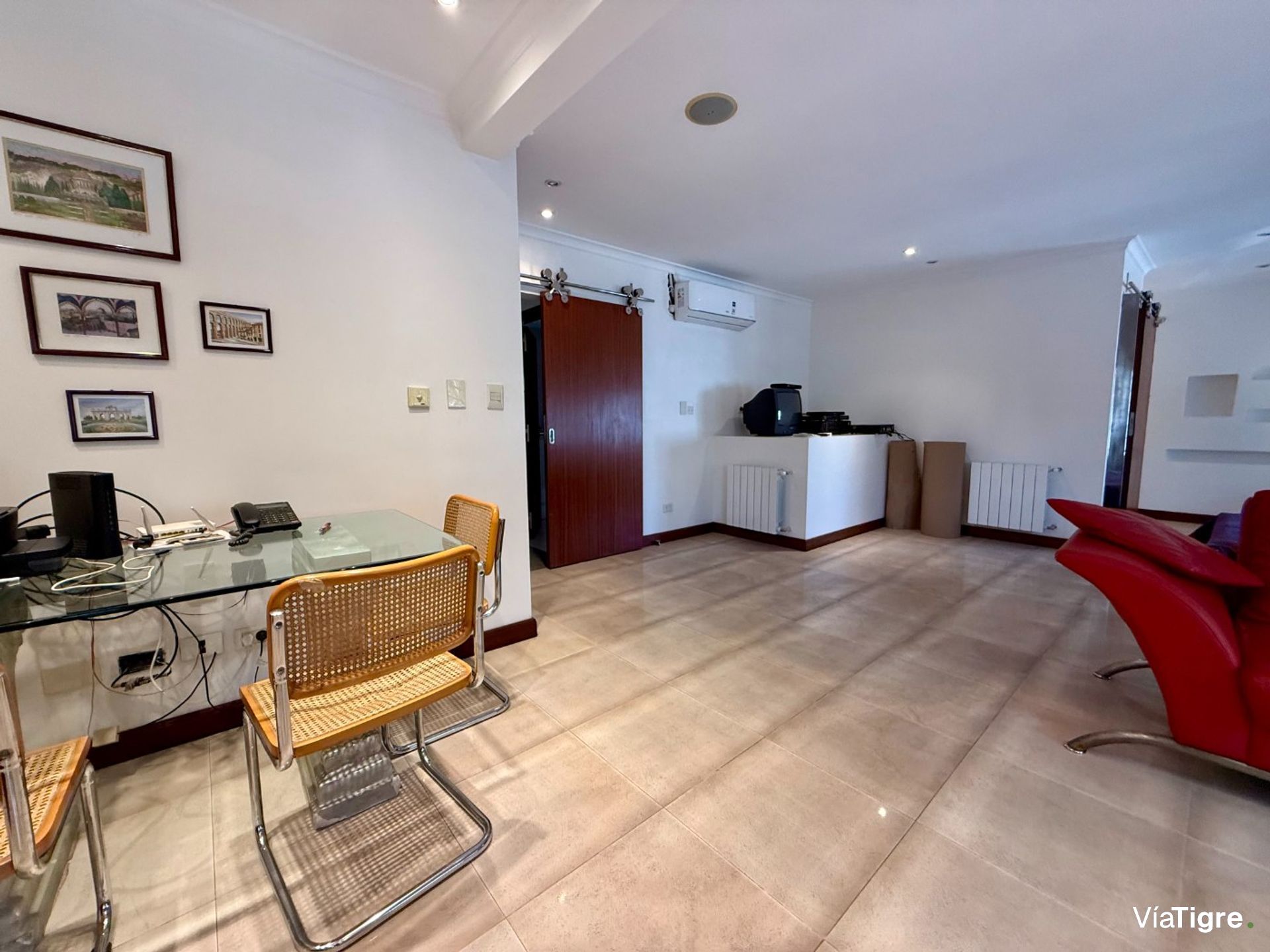 Venta de Casa frente al Newman