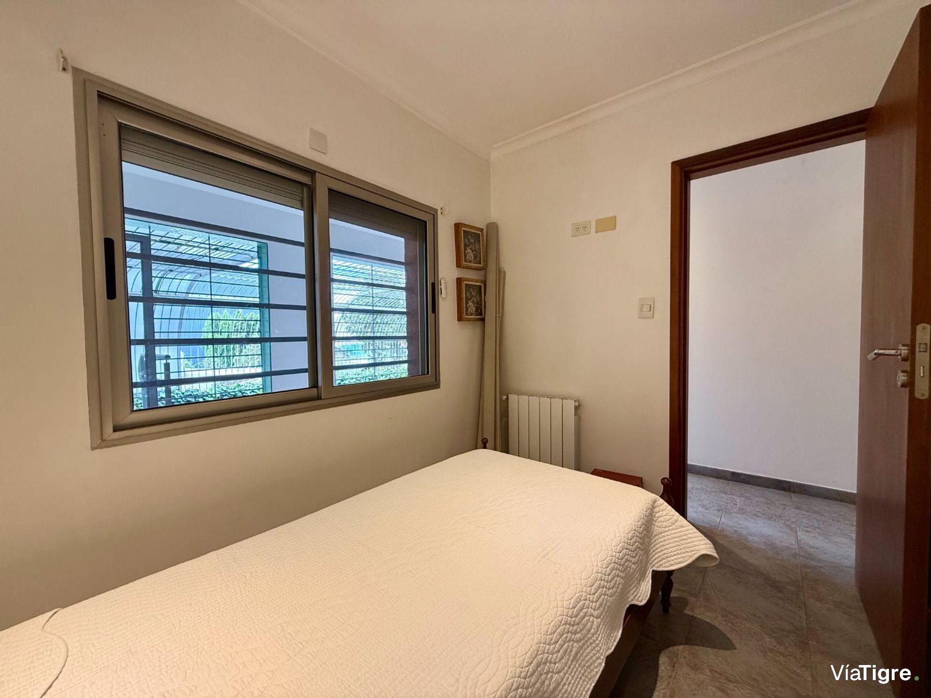 Venta de Casa frente al Newman