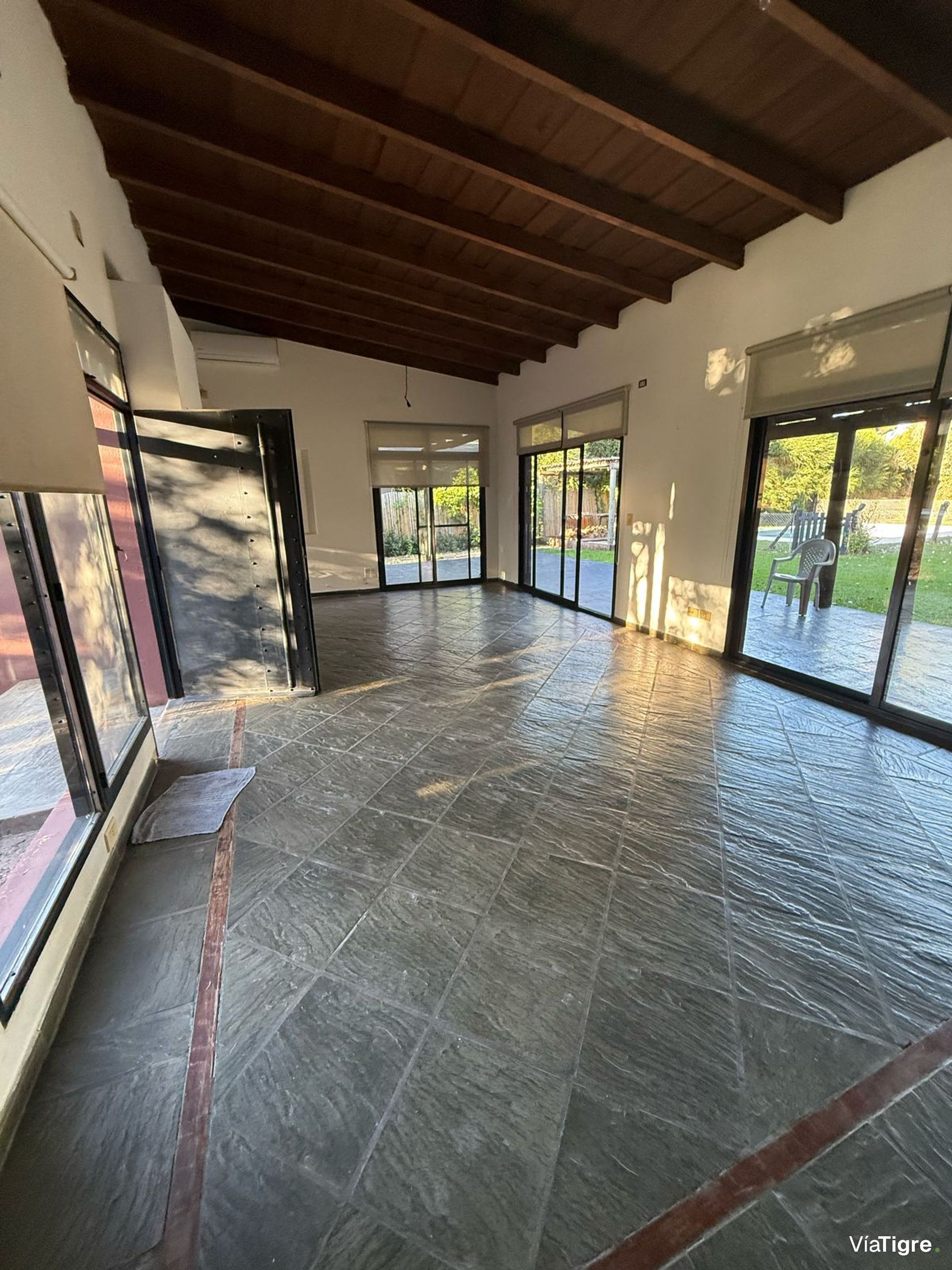 Casa 2 Dorm. c/ Pileta y Parque - Tigre