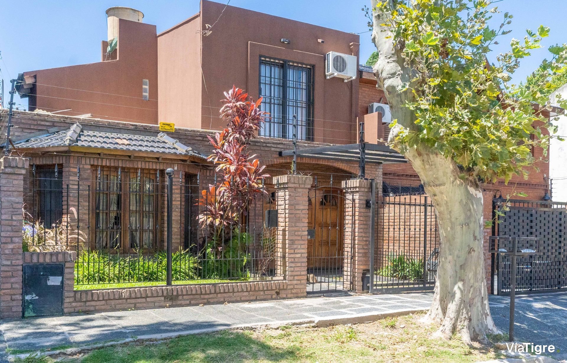 Casa Venta Boulogne 3 ambientes con dependencia