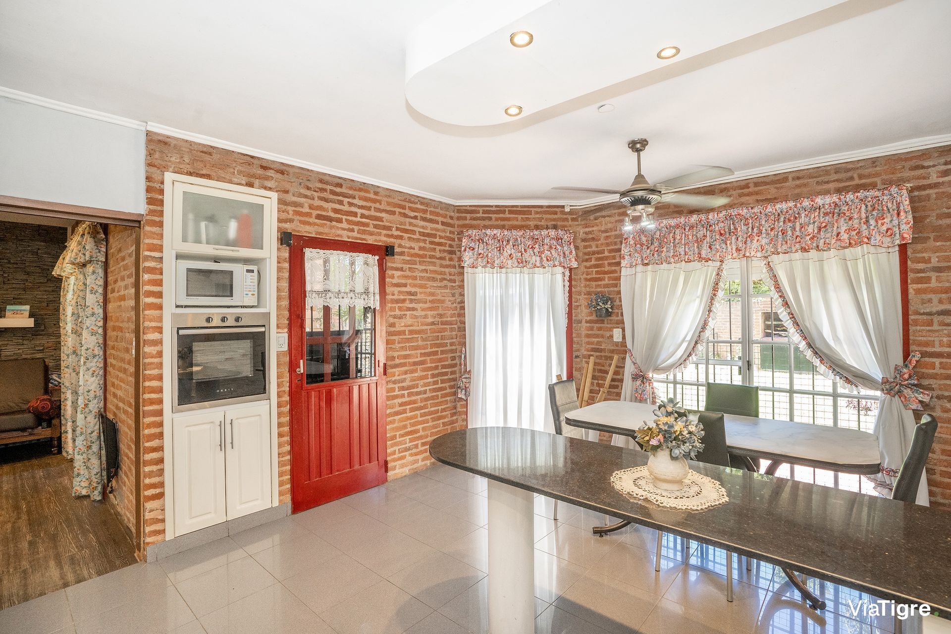 Casa Venta Boulogne 3 ambientes con dependencia