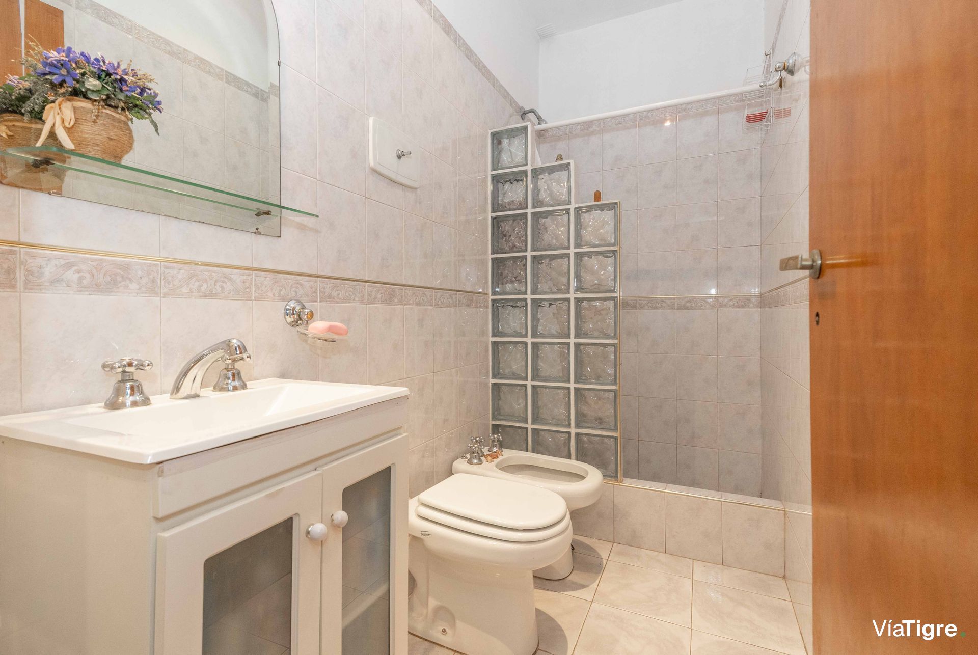 Casa Venta Boulogne 3 ambientes con dependencia