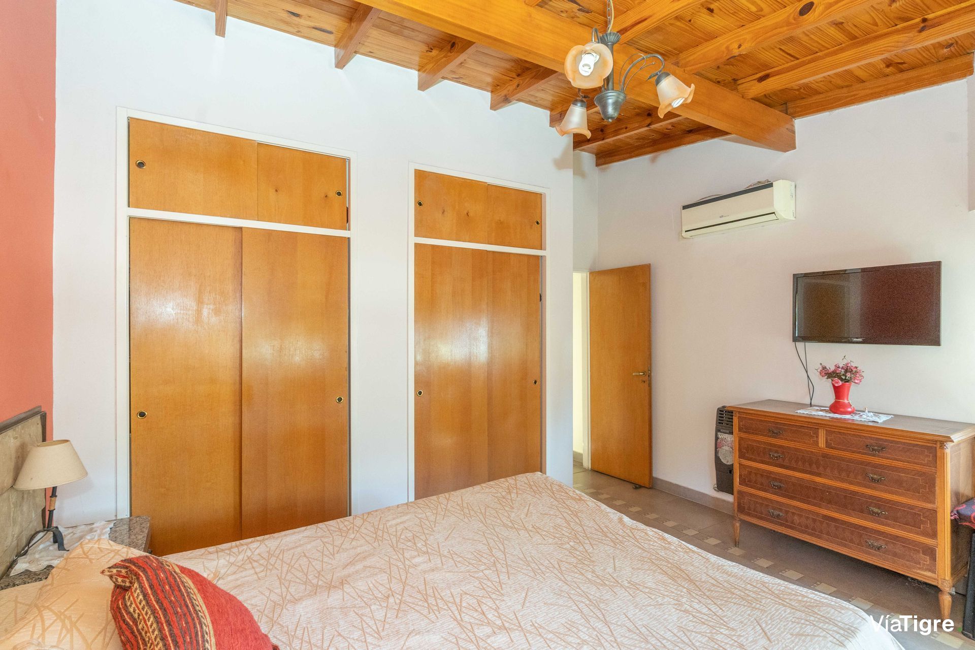 Casa Venta Boulogne 3 ambientes con dependencia