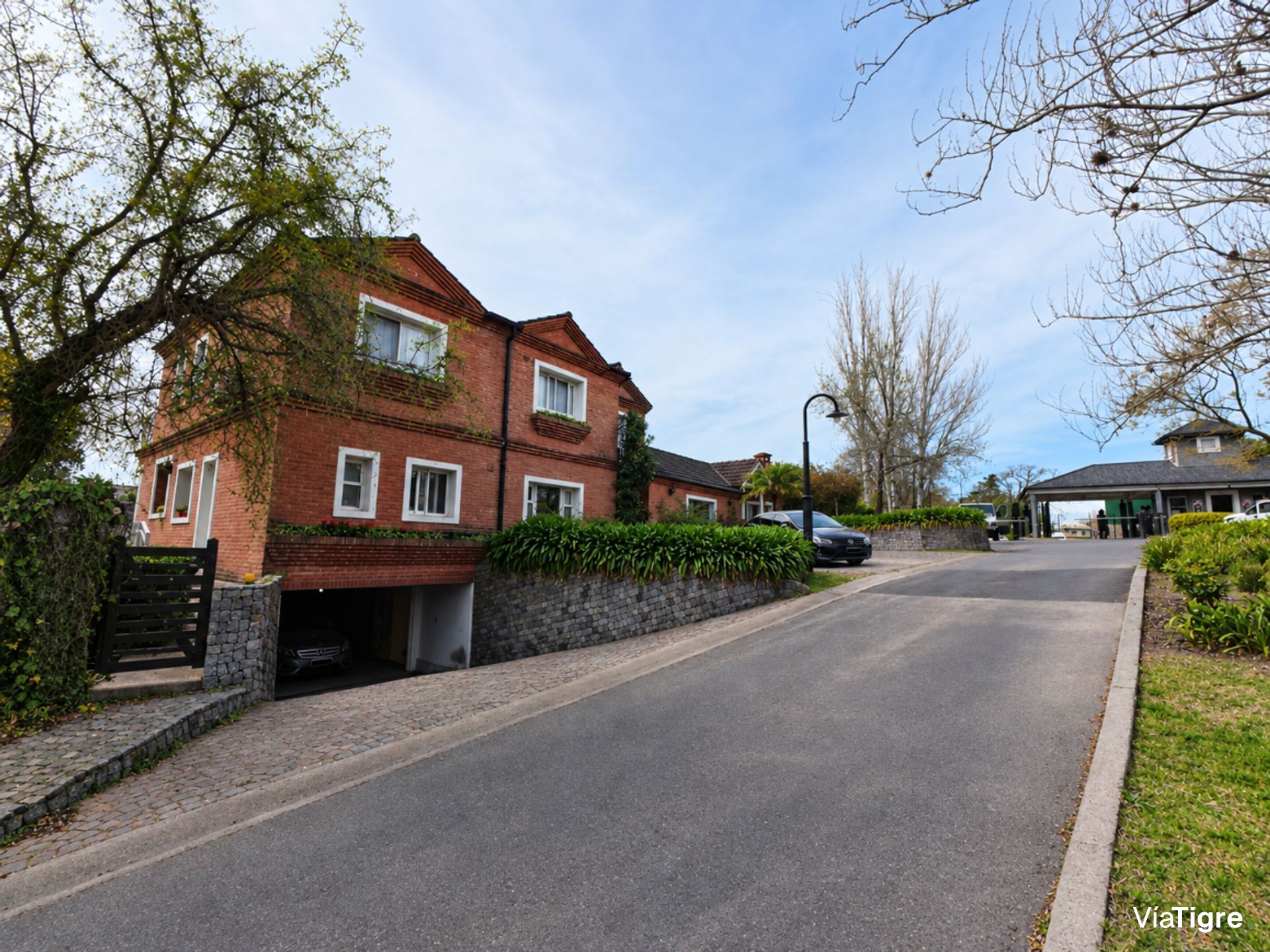 Casa En Venta - 5 Amb. en Barrancas de San José