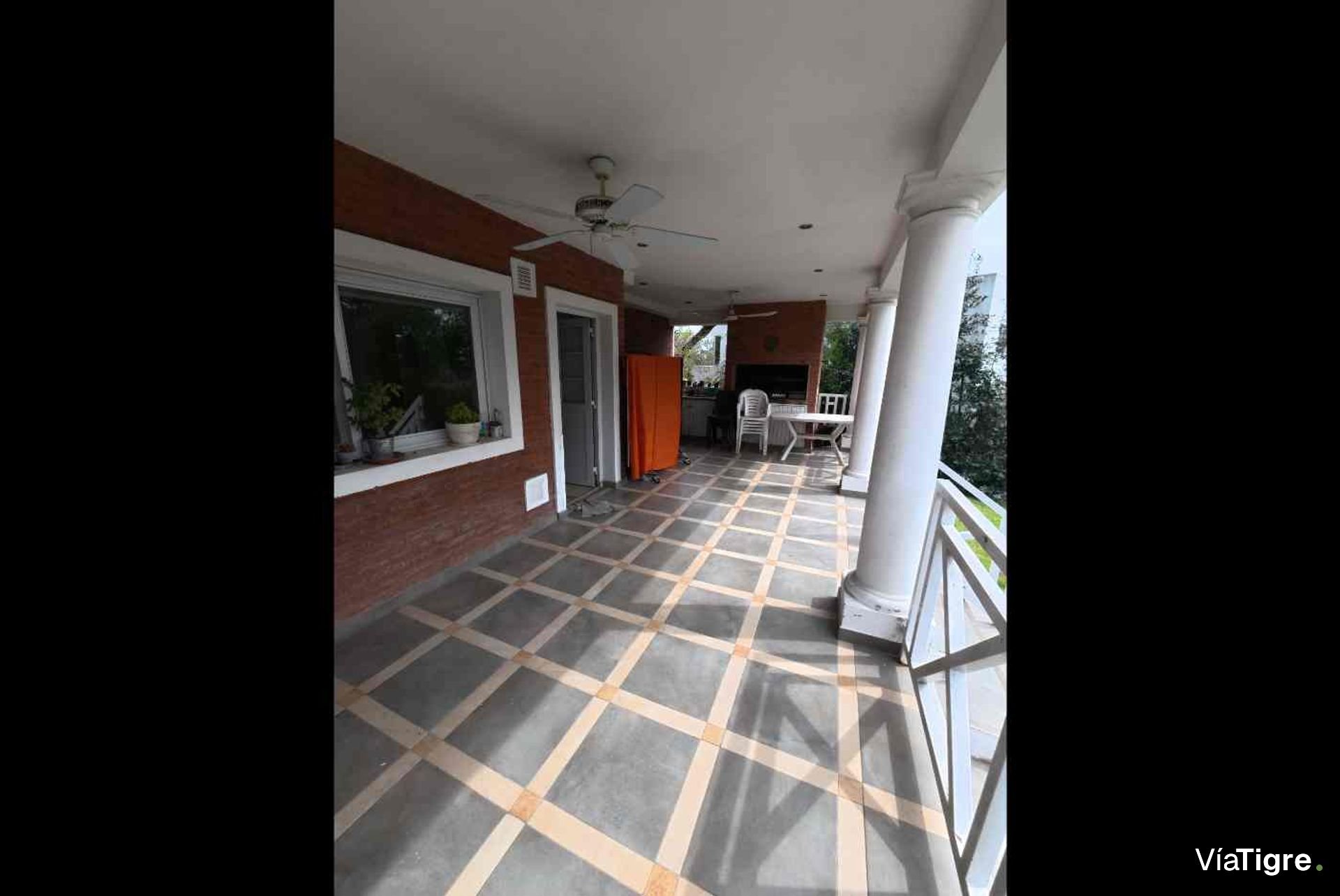 Casa En Venta - 5 Amb. en Barrancas de San José