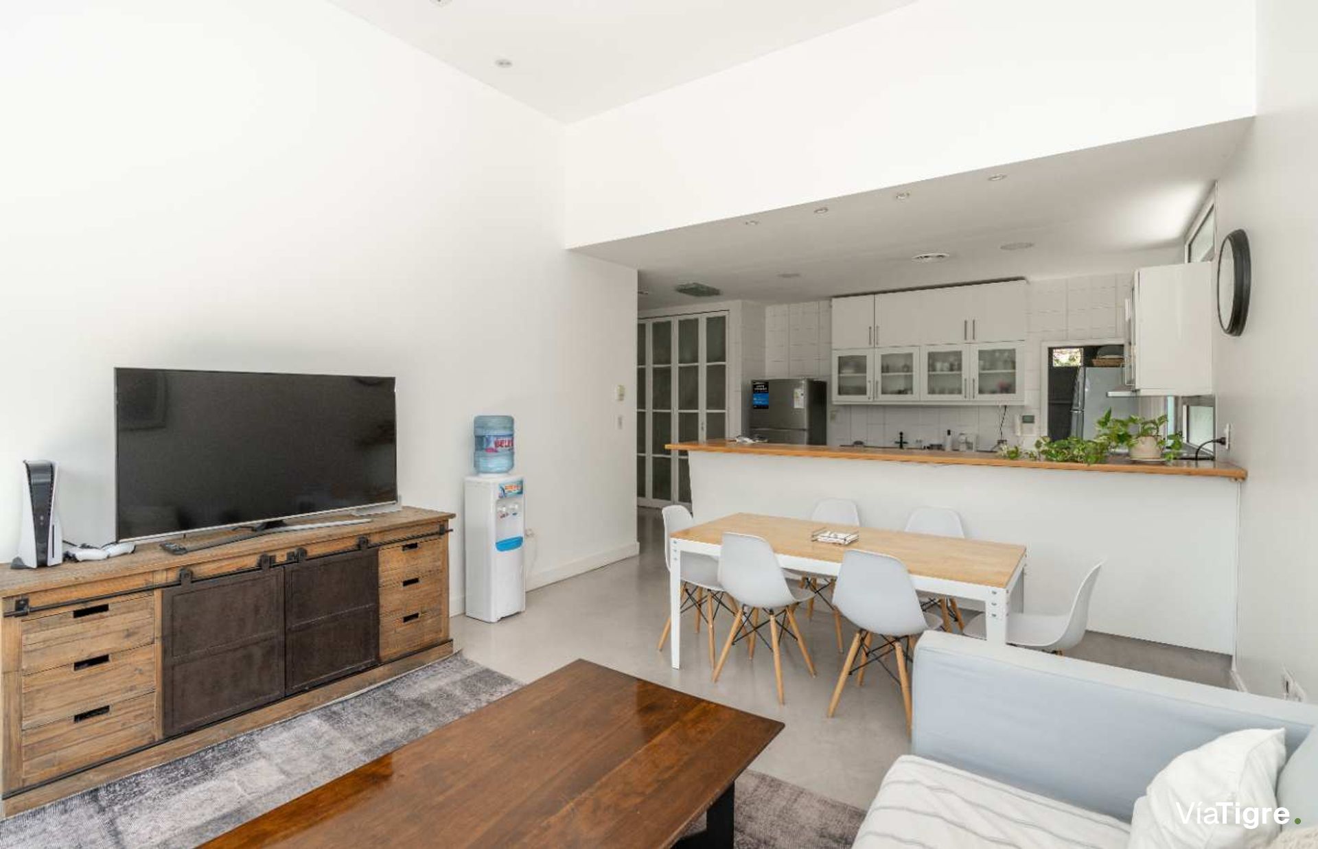 Casa Moderna en Venta en SAN ISIDRO CHICO