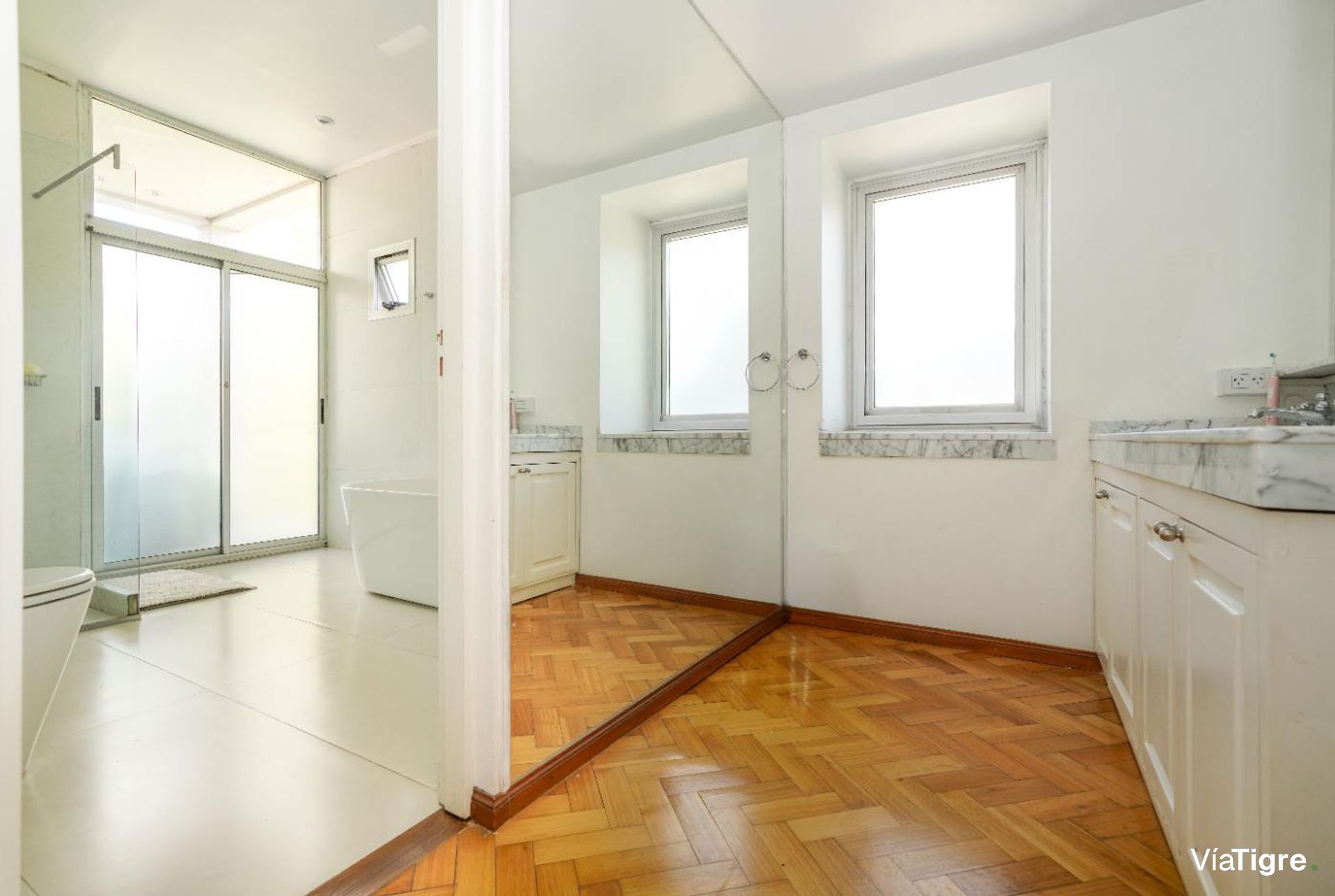 Casa Moderna en Venta en SAN ISIDRO CHICO