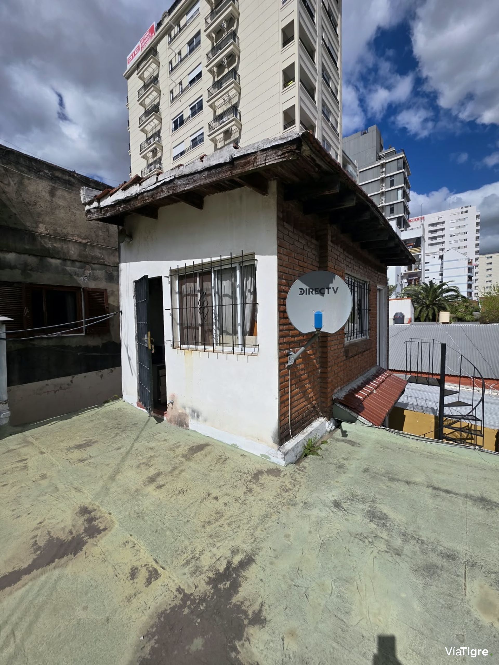 OLIVOS PH al fte 4 amb+LOCAL c/BAÑO+terraza propia