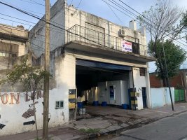 Venta de Propiedad con gran galpón en Virreyes!