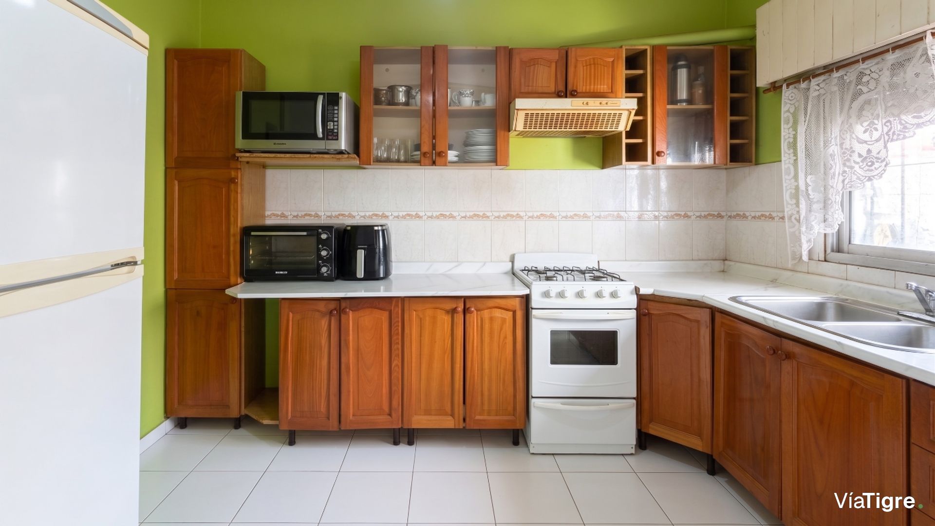 Venta Triplex 3 Ambientes Con Patio Y Cochera