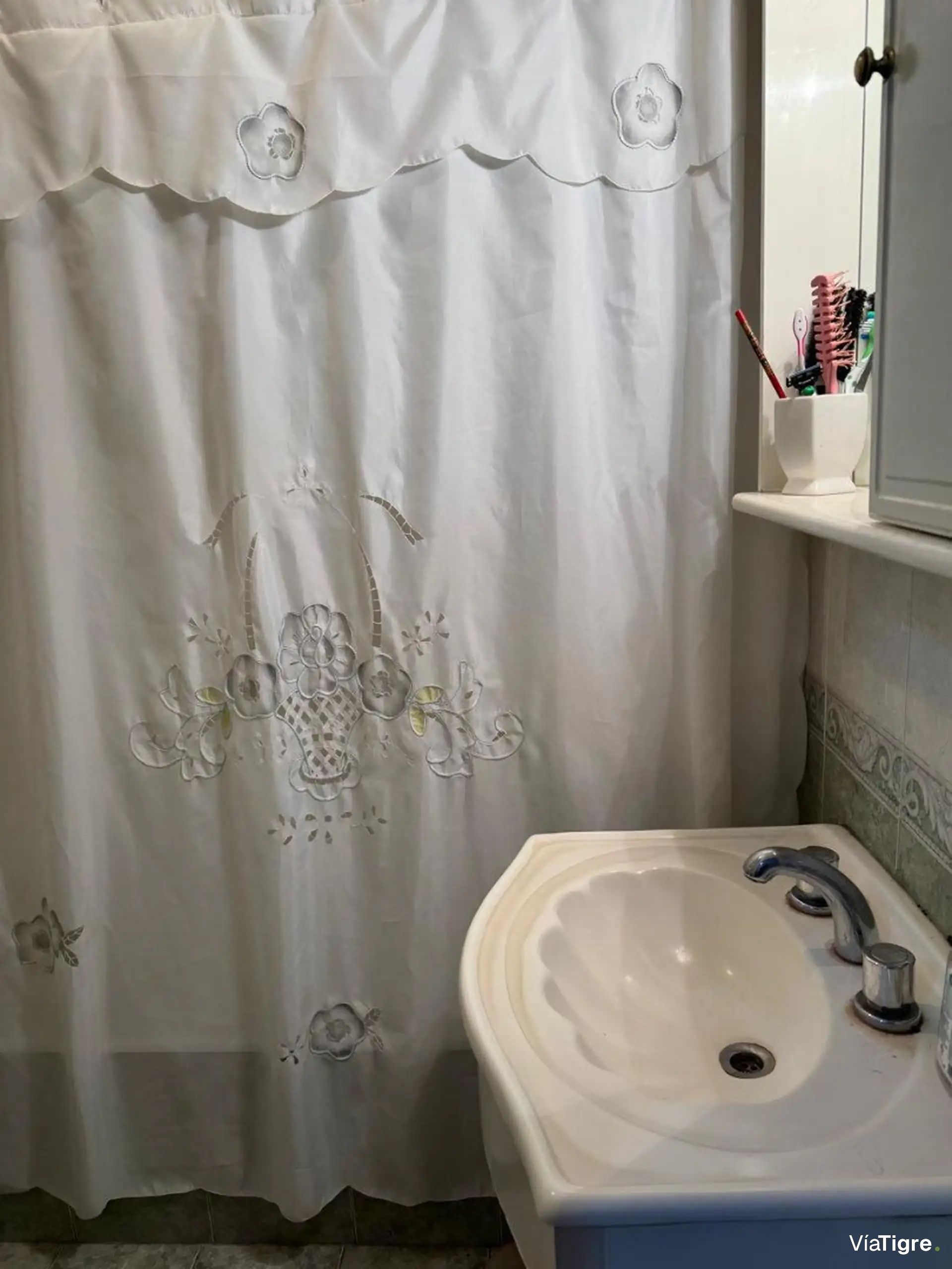 Venta Triplex 3 Ambientes Con Patio Y Cochera