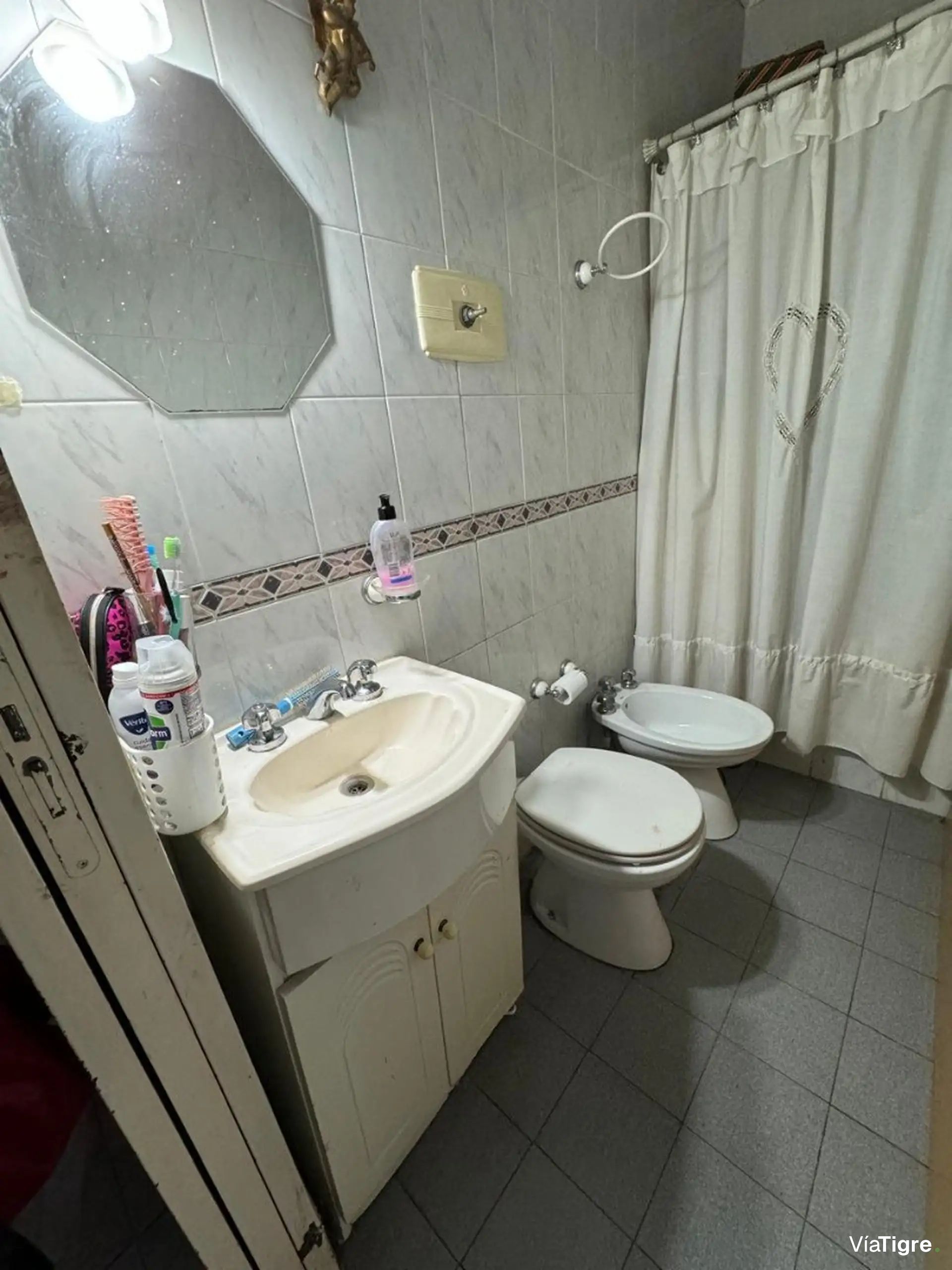 Venta Triplex 3 Ambientes Con Patio Y Cochera