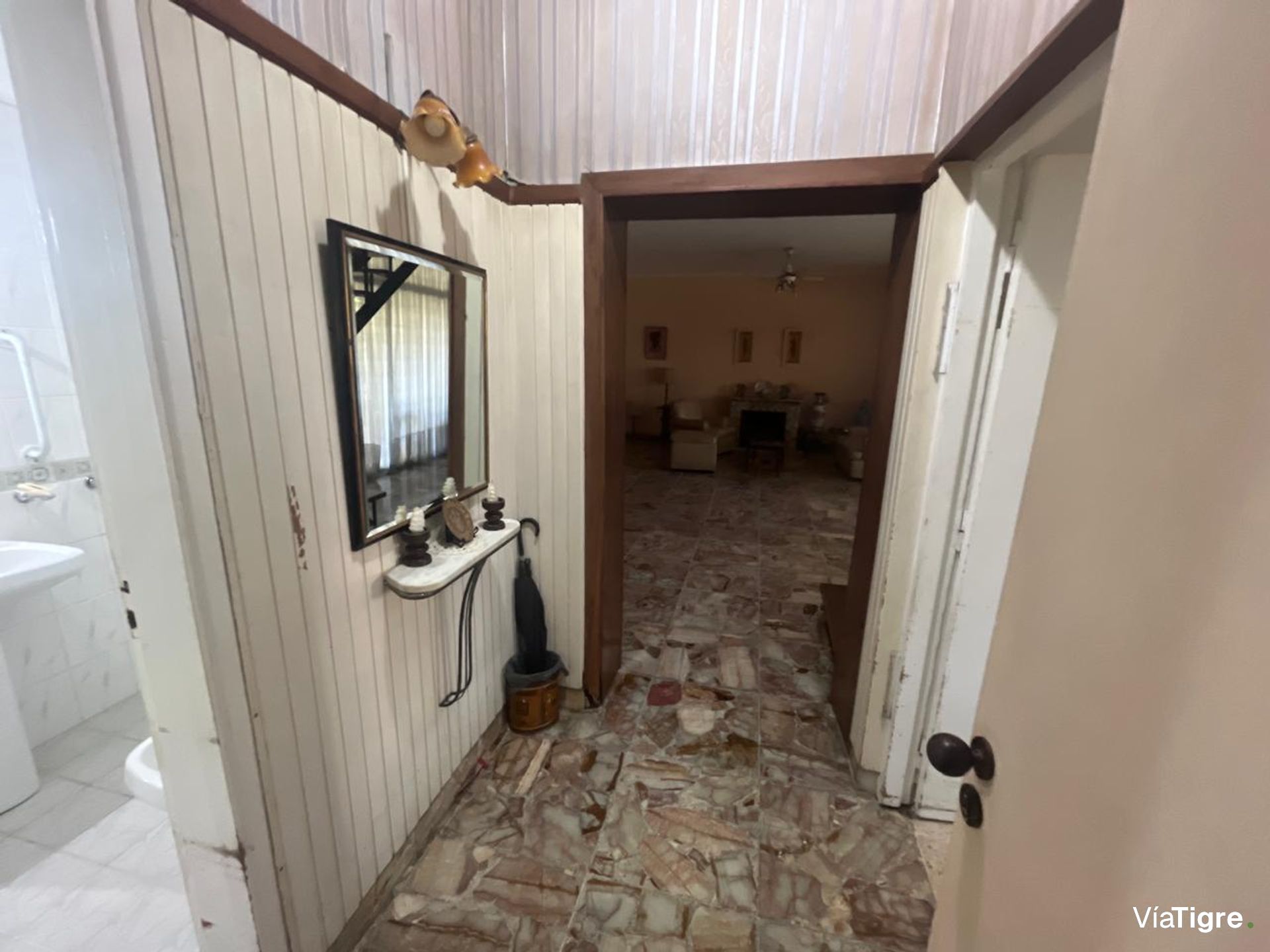 Casa en gran lote en esquina Boulogne