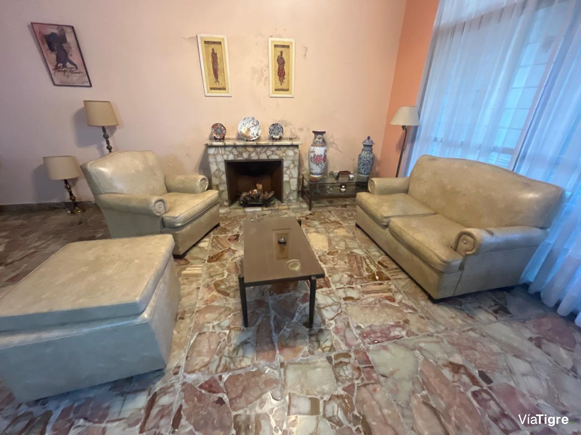 Casa en gran lote en esquina Boulogne