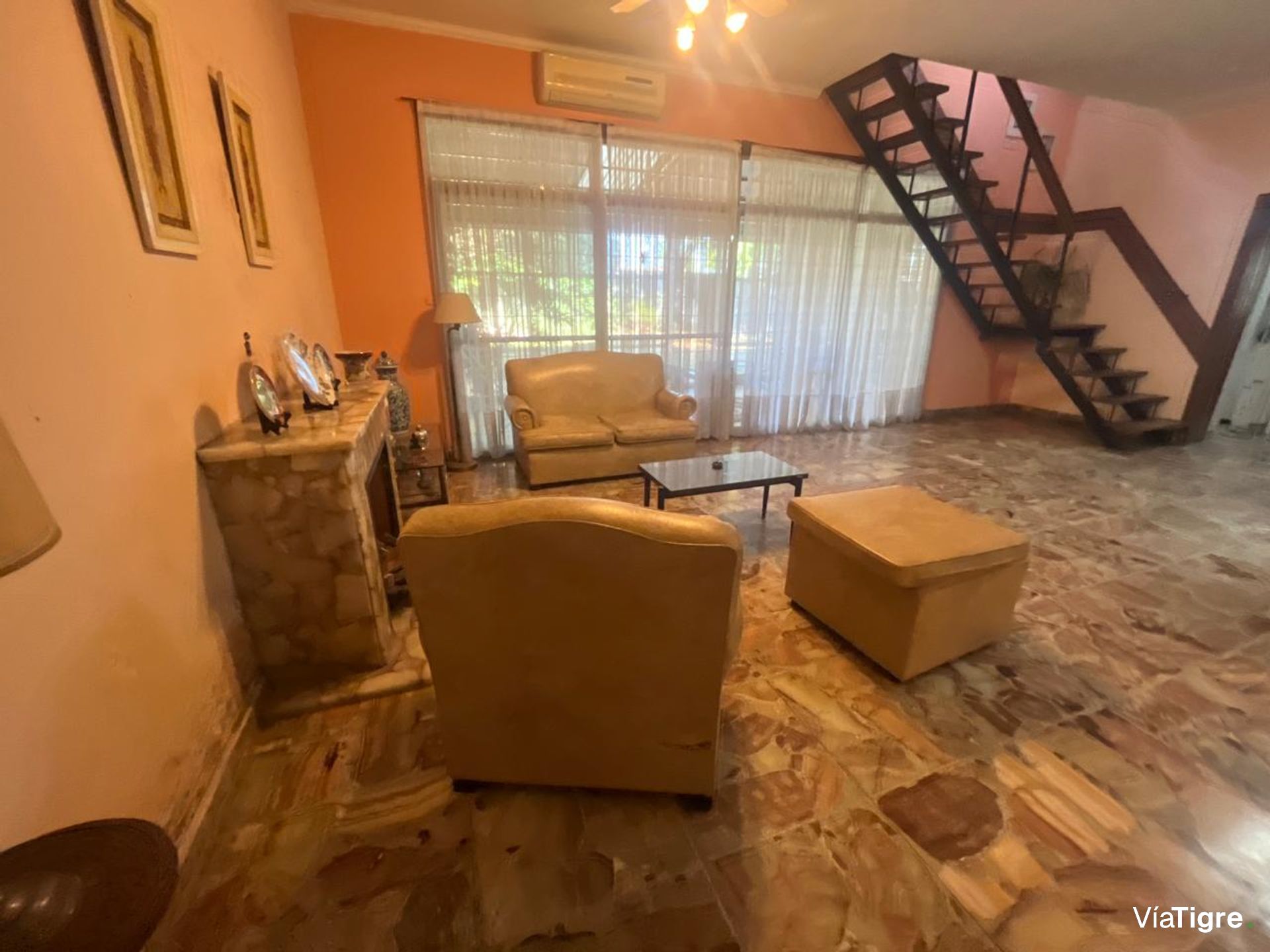 Casa en gran lote en esquina Boulogne