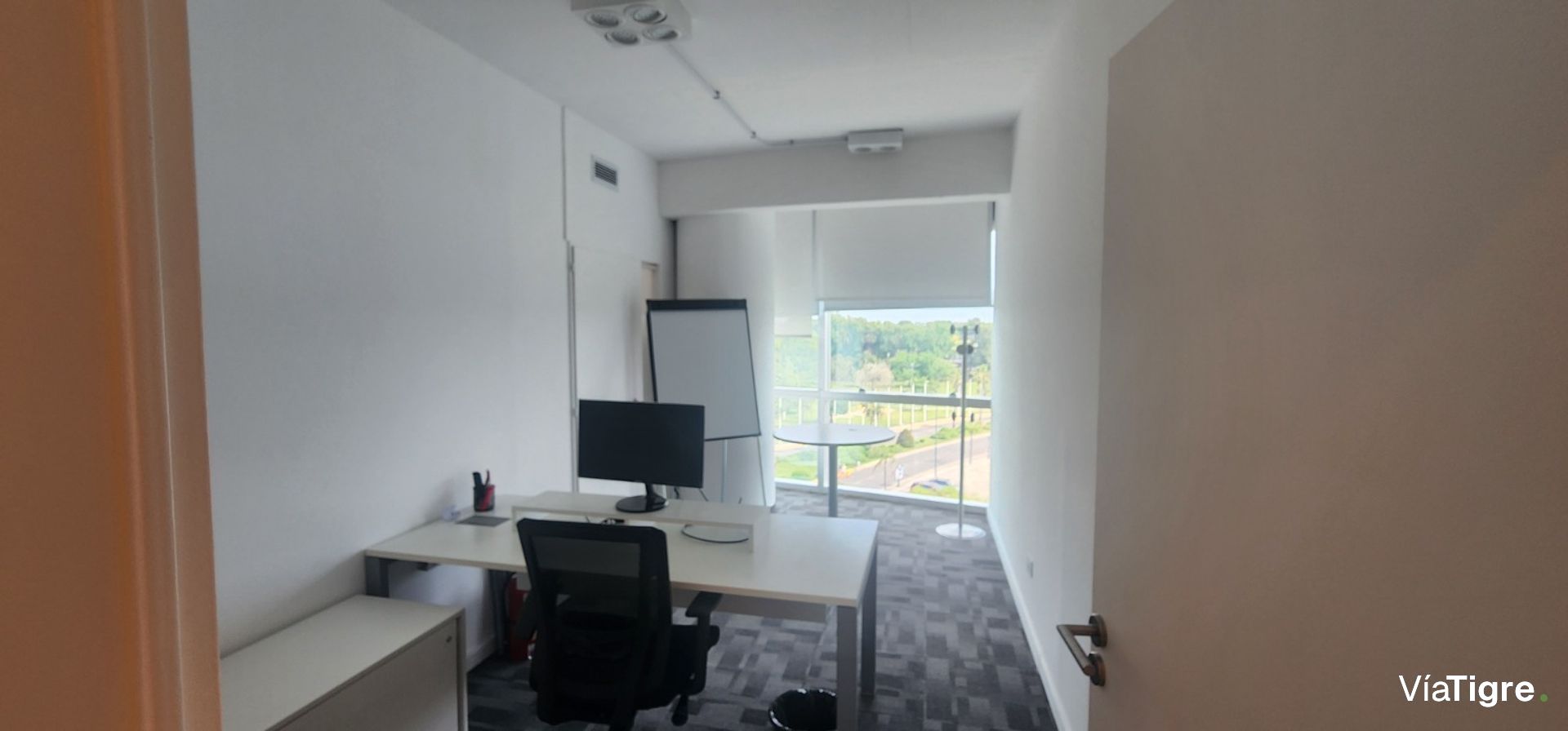 Oficina 227m2 en Torre de las Naciones c/ cochera