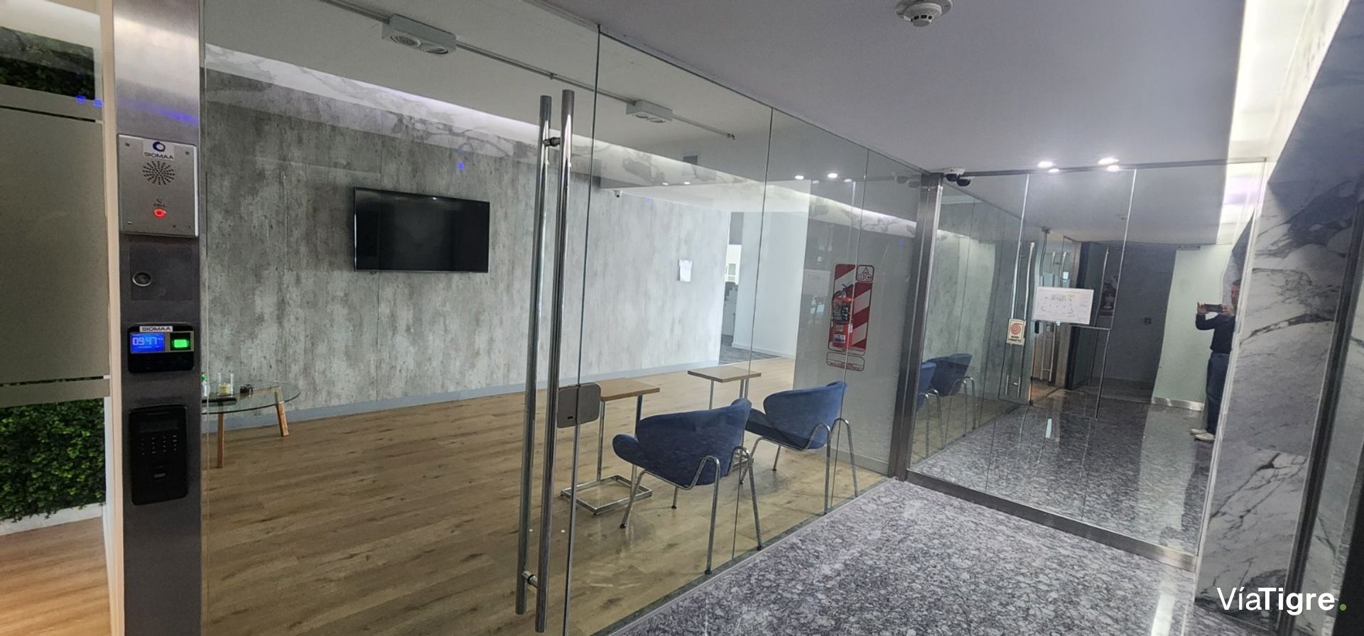Oficina 227m2 en Torre de las Naciones c/ cochera
