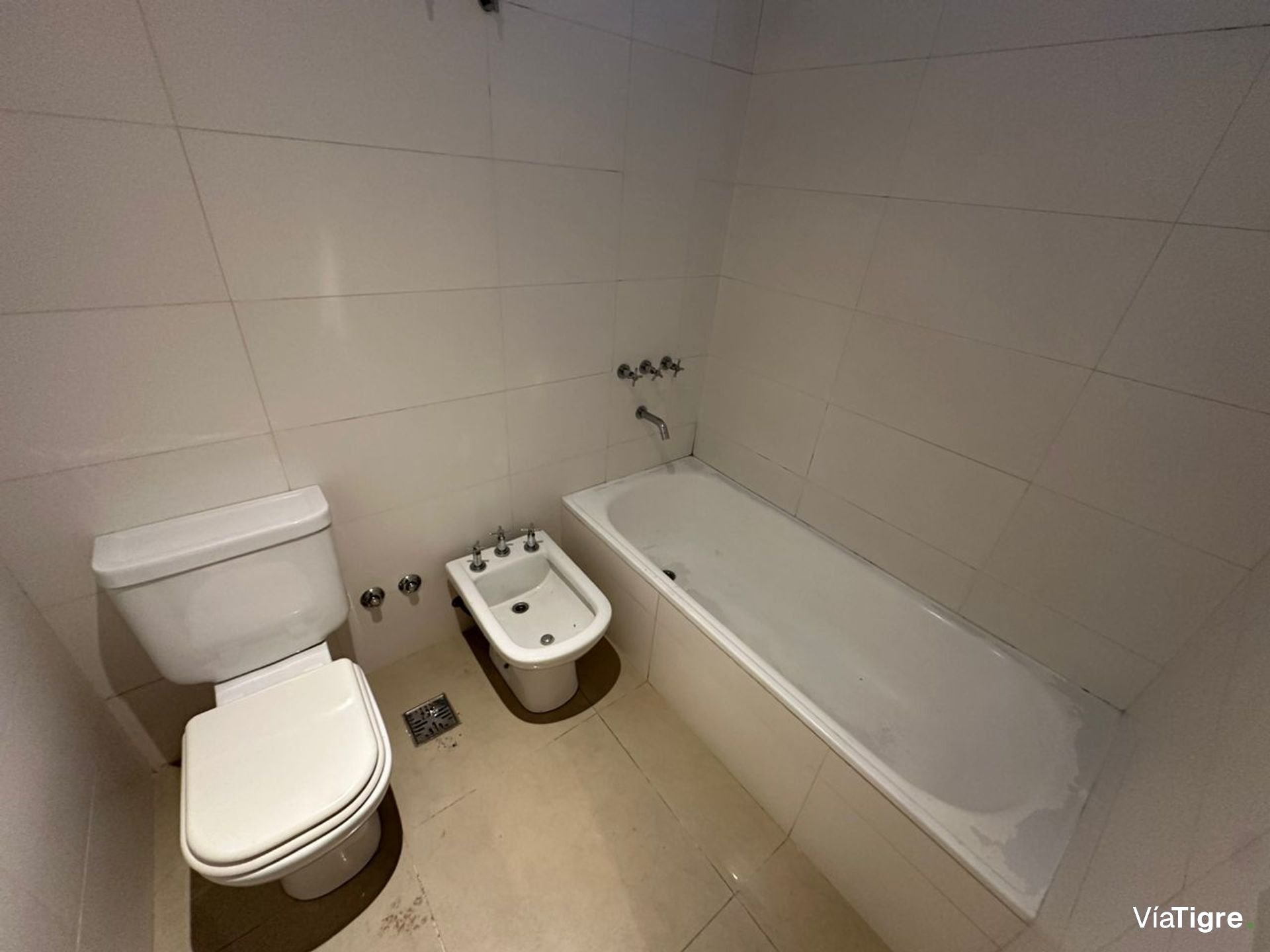 Departamento en alquiler – Av. Libertador 13249