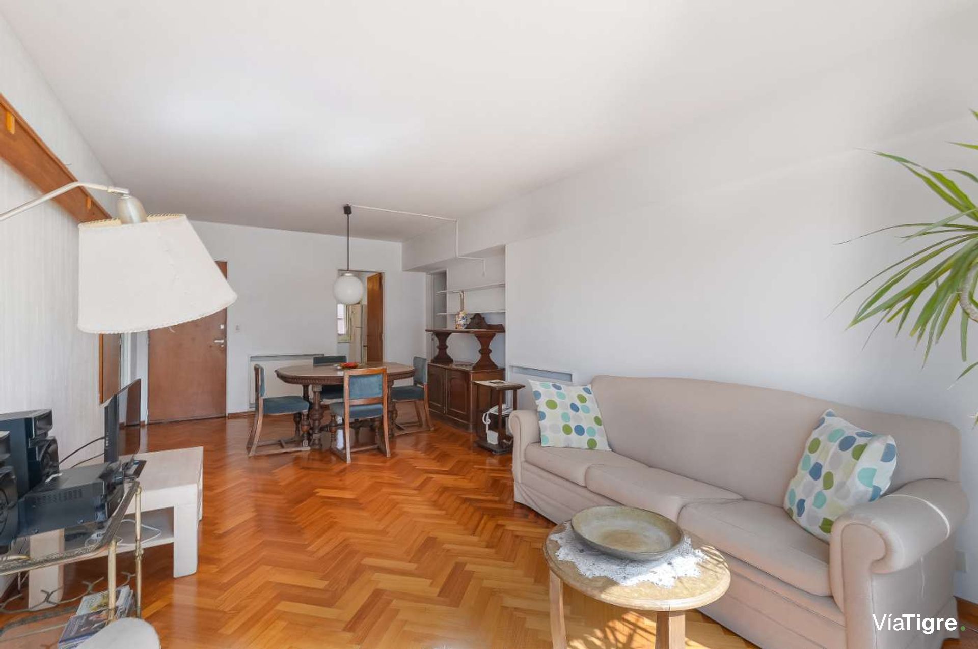 Venta Departamento 5 amb con Cochera, Martínez