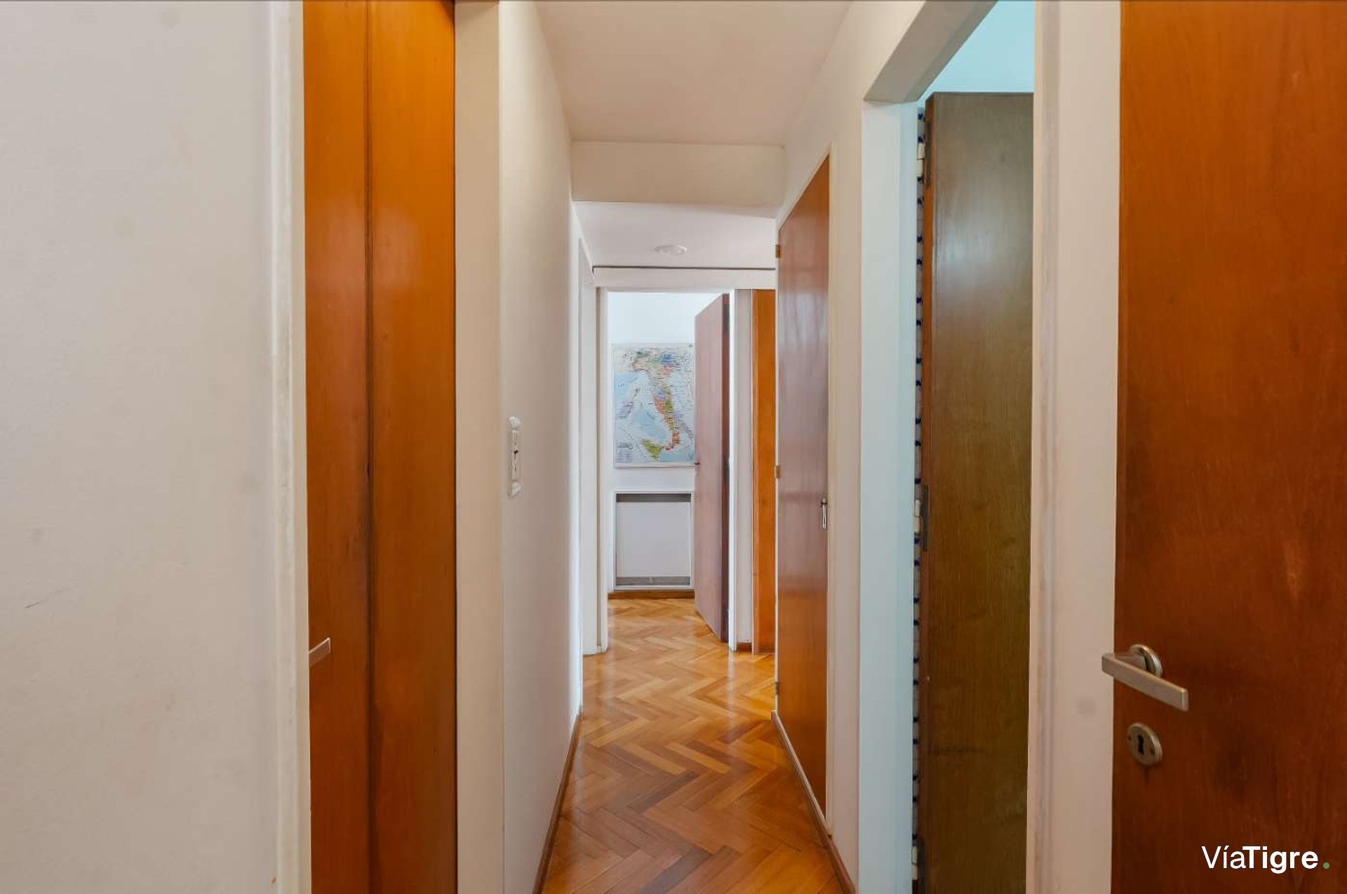 Venta Departamento 5 amb con Cochera, Martínez