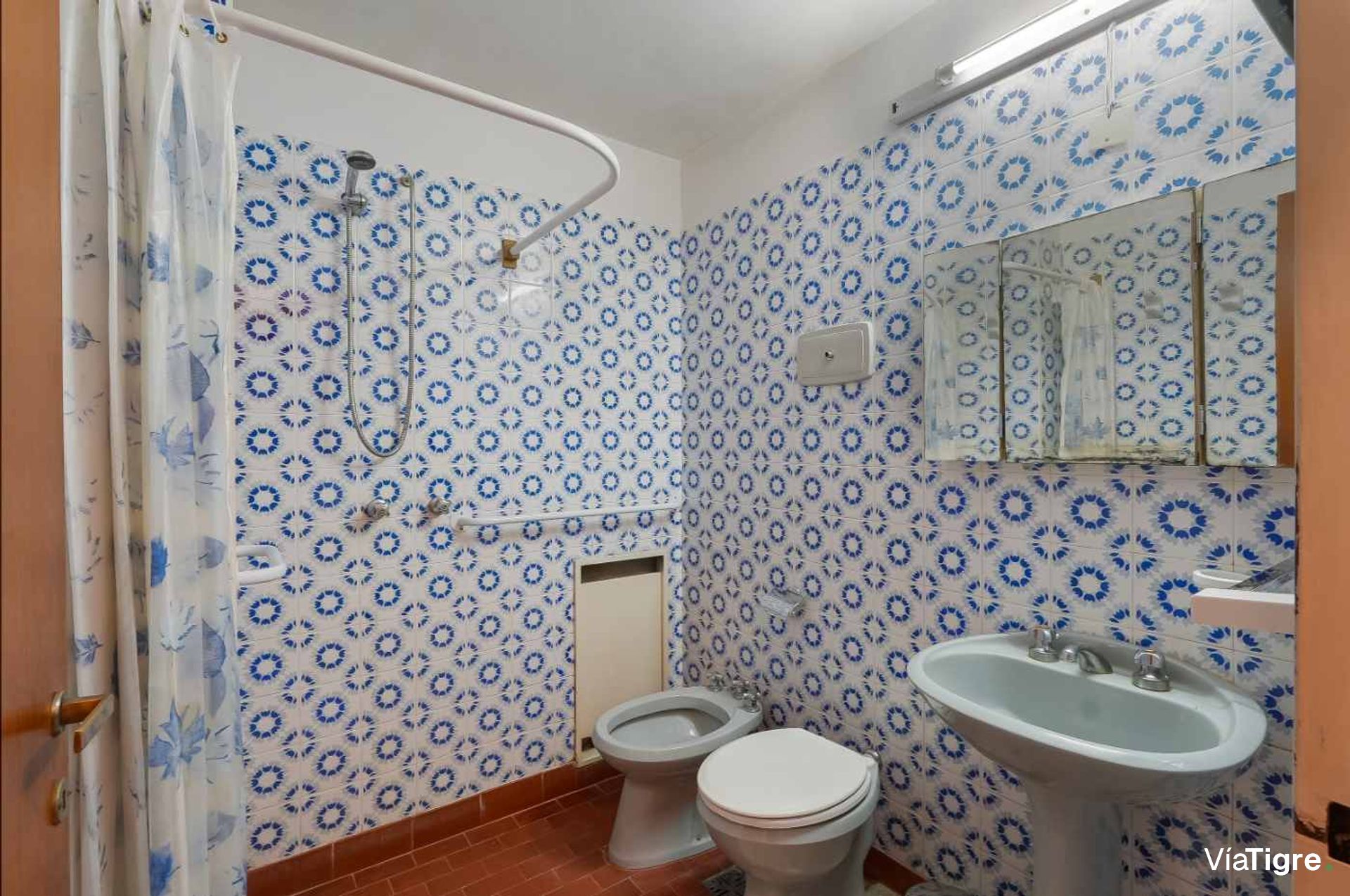 Venta Departamento 5 amb con Cochera, Martínez