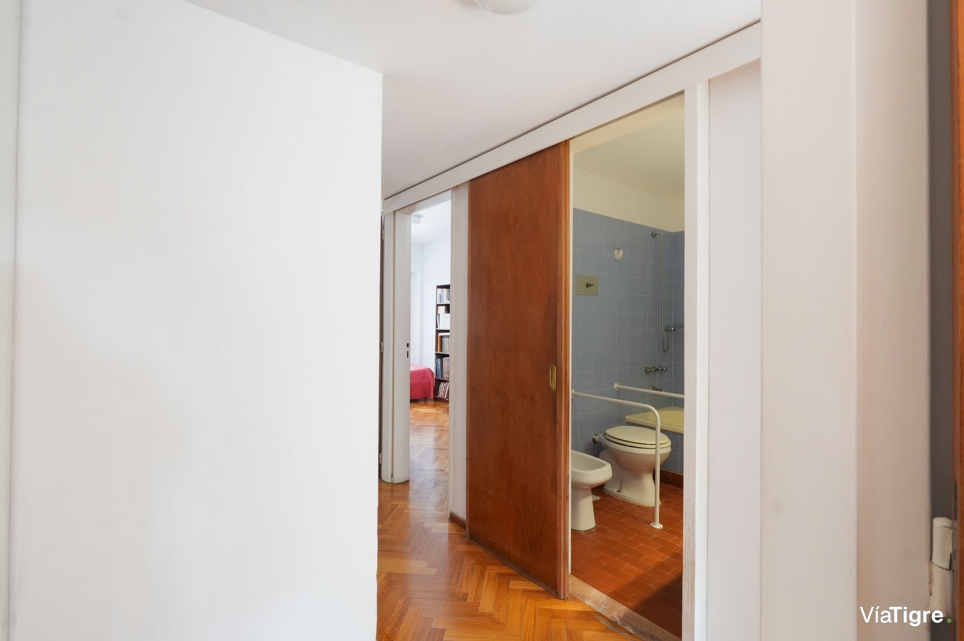 Venta Departamento 5 amb con Cochera, Martínez
