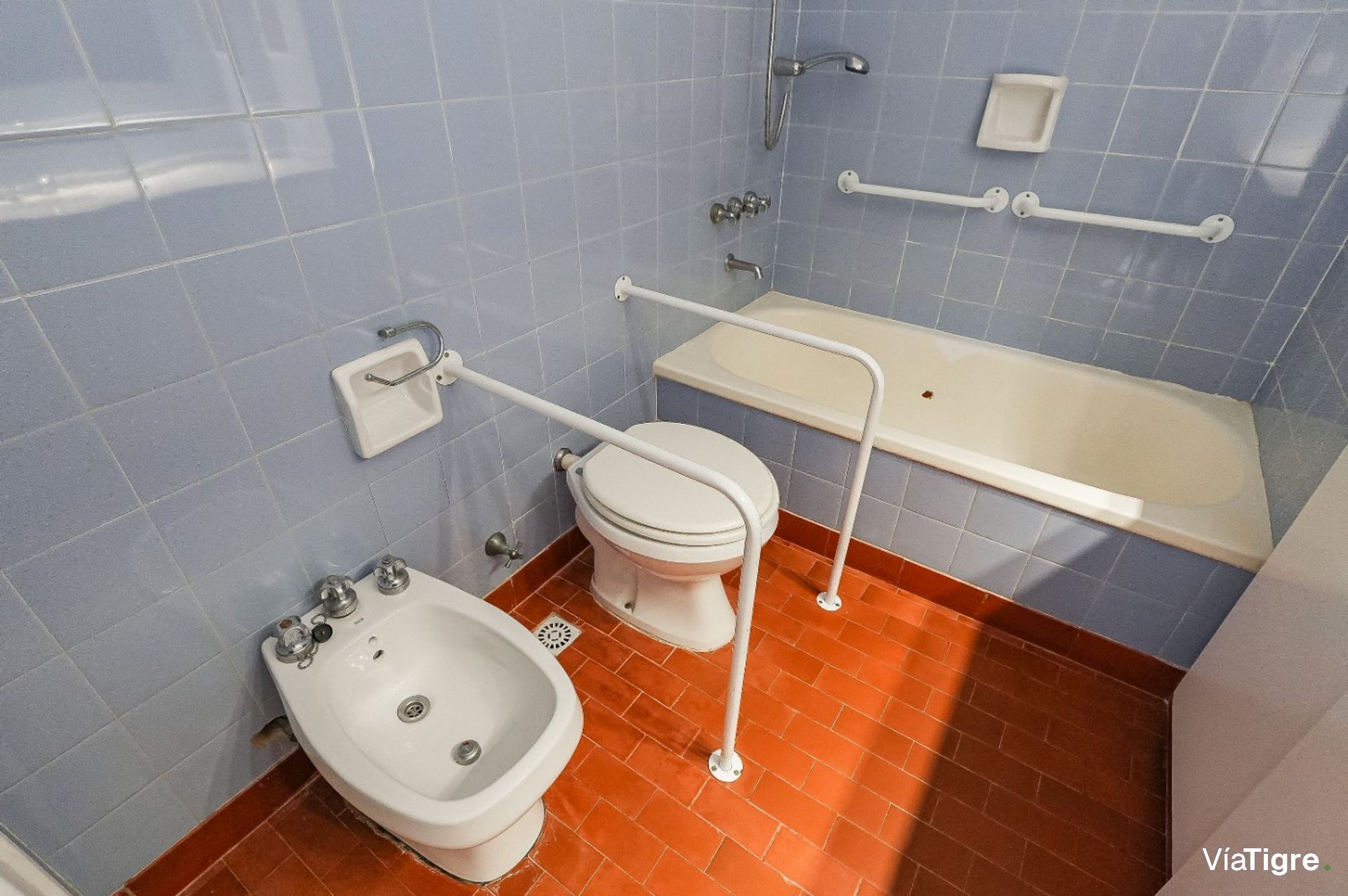 Venta Departamento 5 amb con Cochera, Martínez