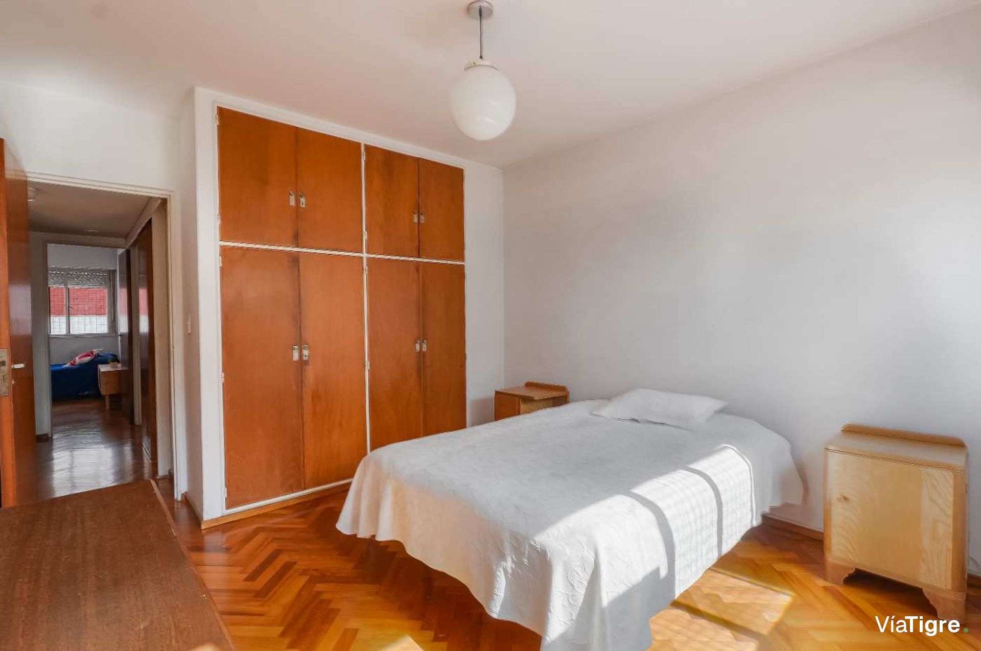 Venta Departamento 5 amb con Cochera, Martínez