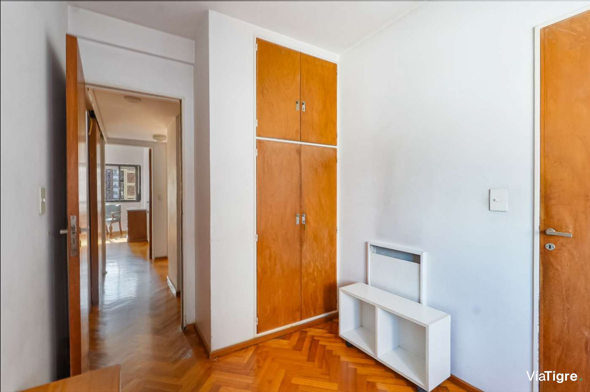 Venta Departamento 5 amb con Cochera, Martínez