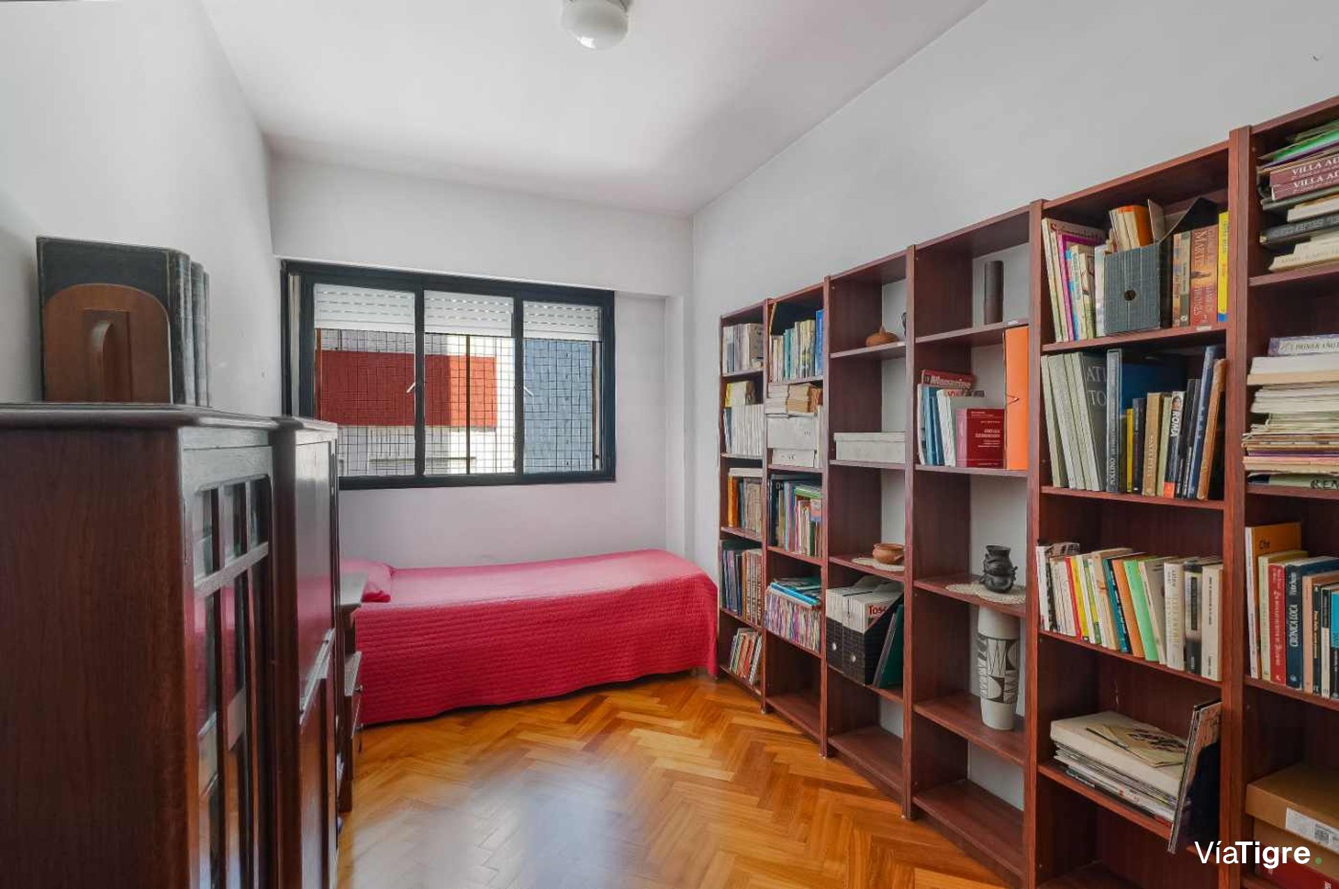 Venta Departamento 5 amb con Cochera, Martínez