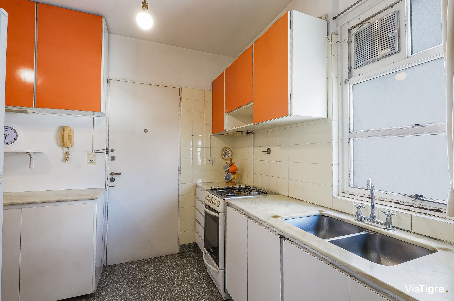 Venta Departamento 5 amb con Cochera, Martínez