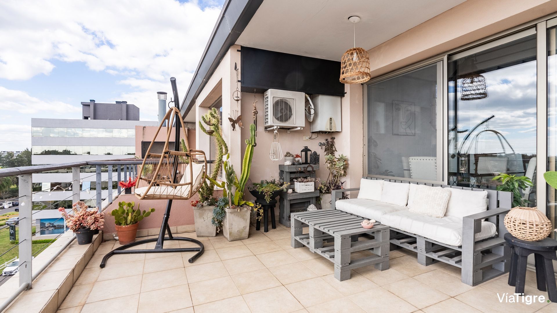 Un Monoambiente diferente con amplio Balcon!!