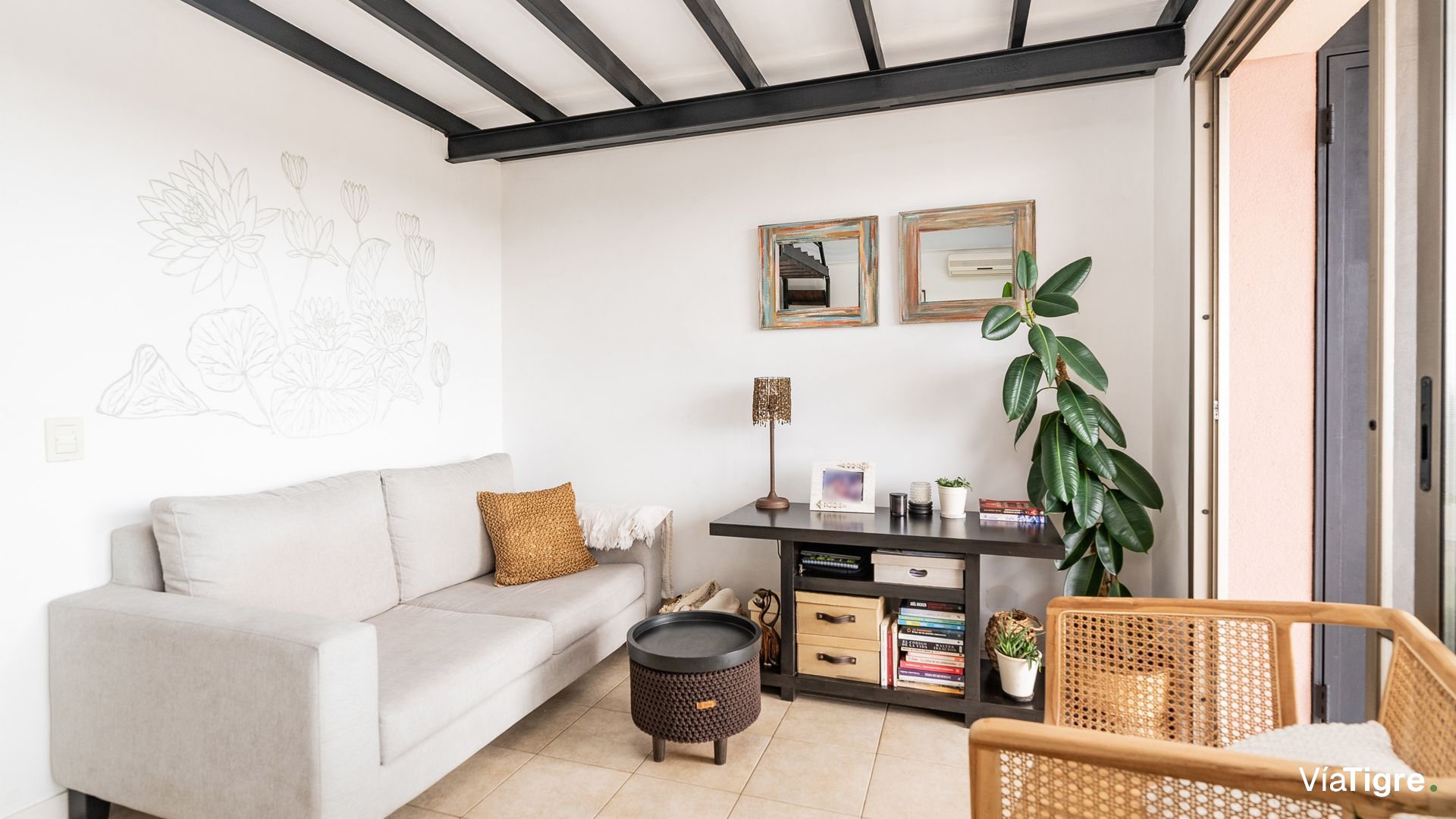 Un Monoambiente diferente con amplio Balcon!!