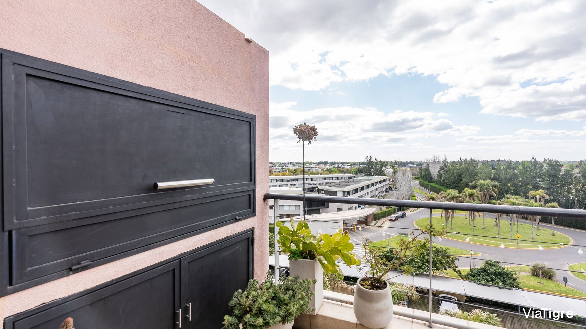 Un Monoambiente diferente con amplio Balcon!!