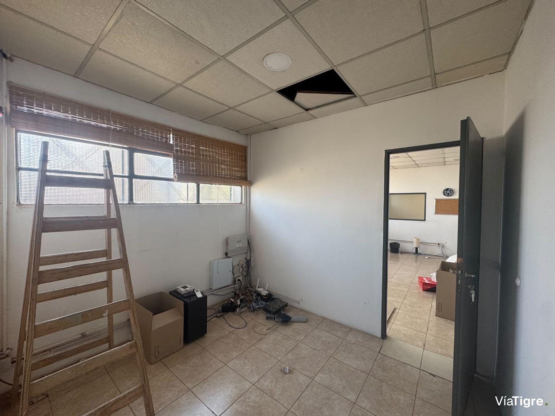 Galpon y oficinas en Alquiler en Florida, V. Lopez