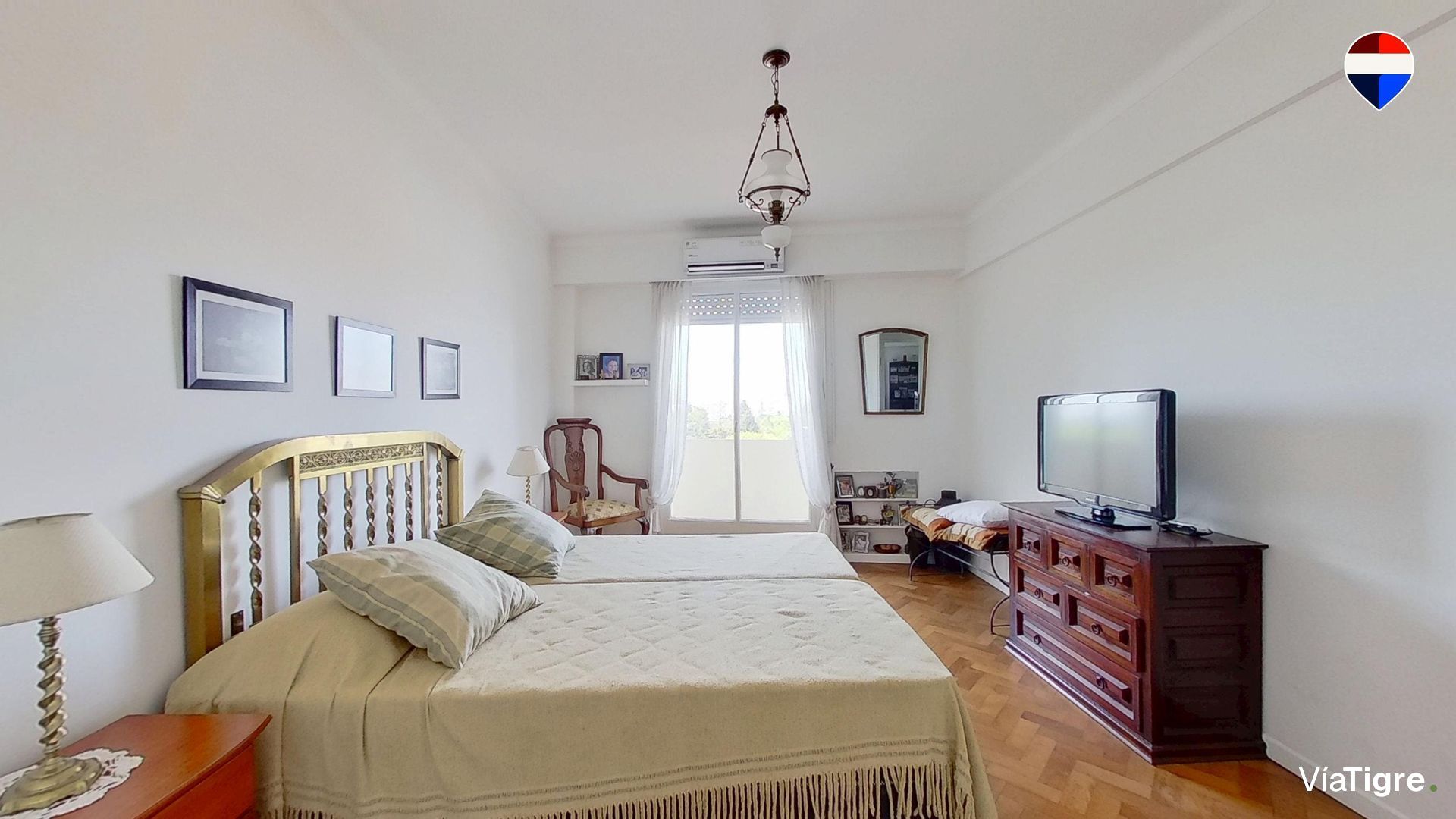 Depto 4 amb en VENTA - V. LOPEZ, apto profesional