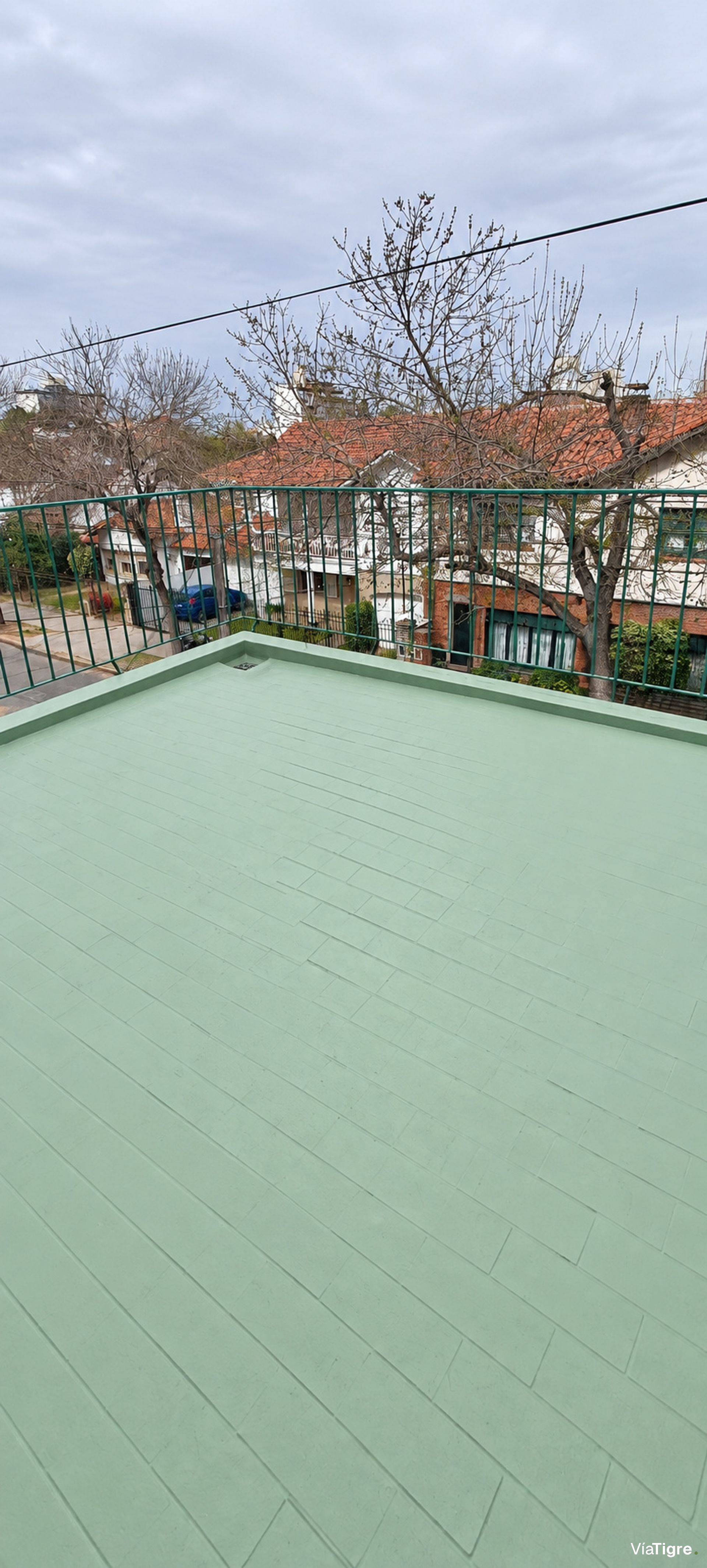 Triplex de 3 Amb. con Cochera, jardín y terraza