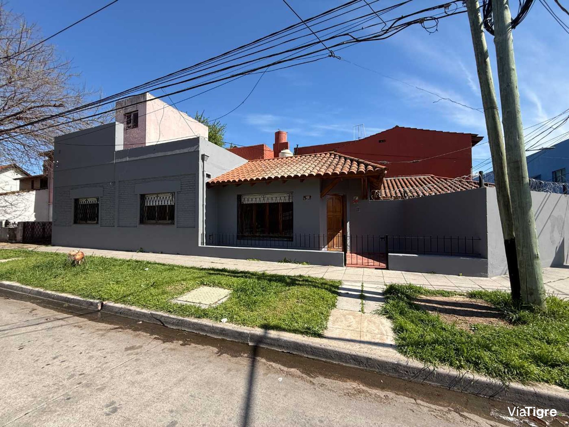 Excelente Casa Refaccionada En Boulogne