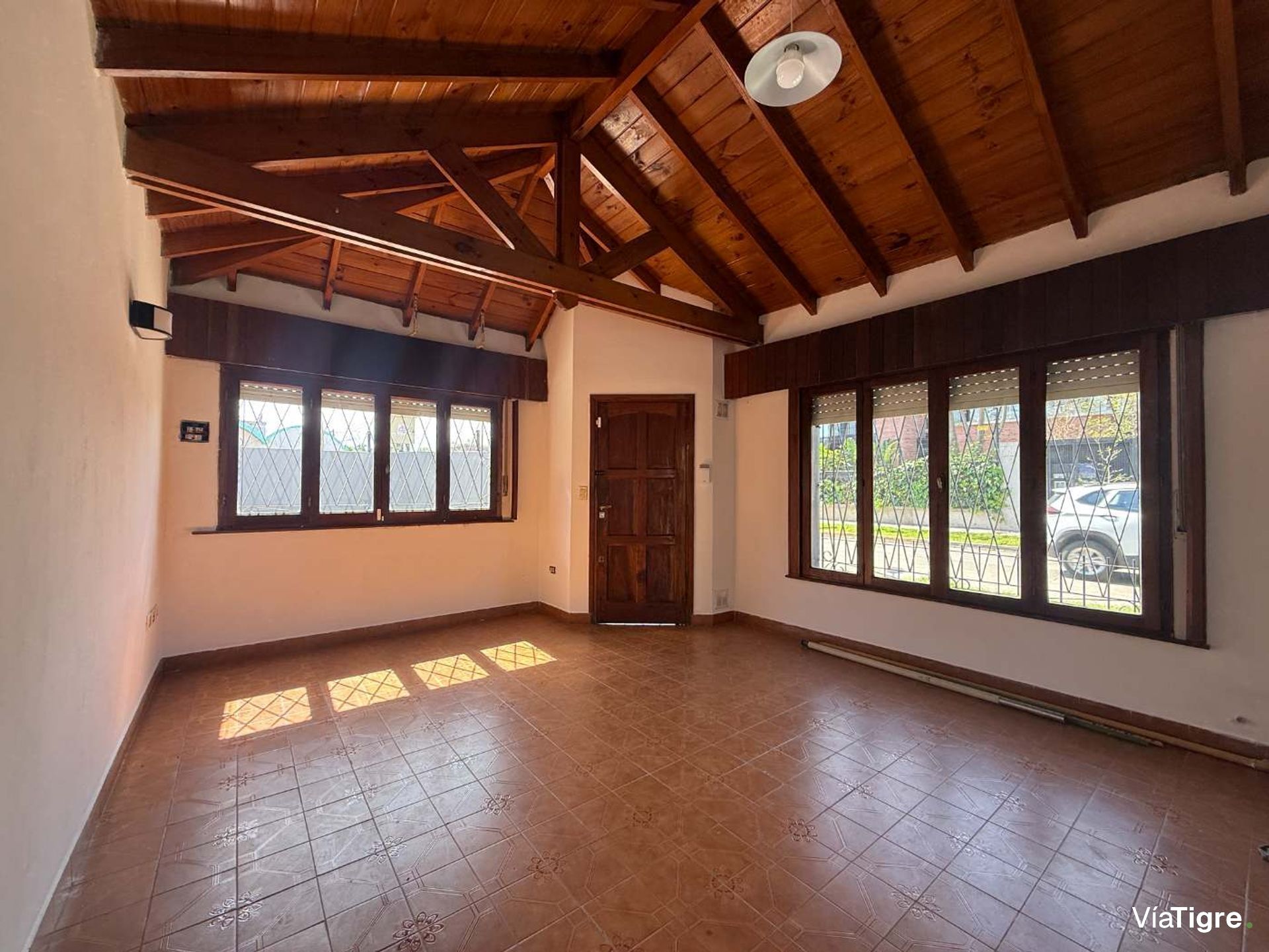 Excelente Casa Refaccionada En Boulogne