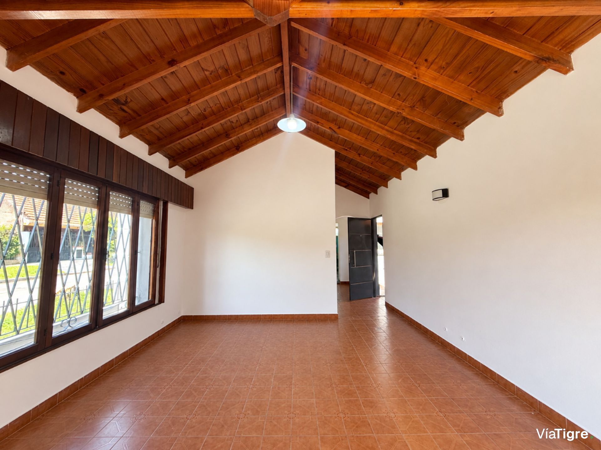 Excelente Casa Refaccionada En Boulogne