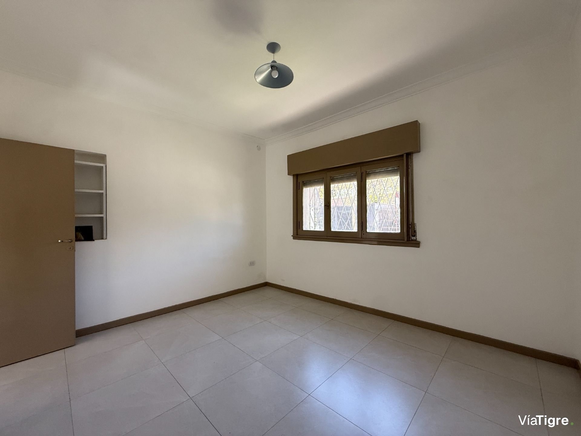 Excelente Casa Refaccionada En Boulogne
