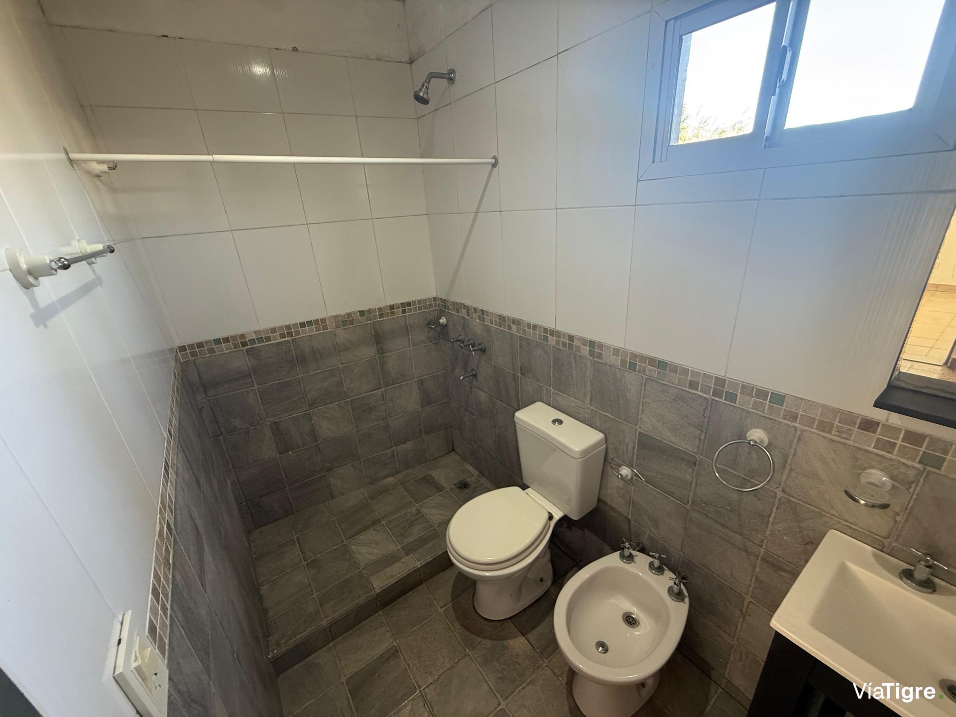Alquiler Casa 3 Dormitorios En Virreyes