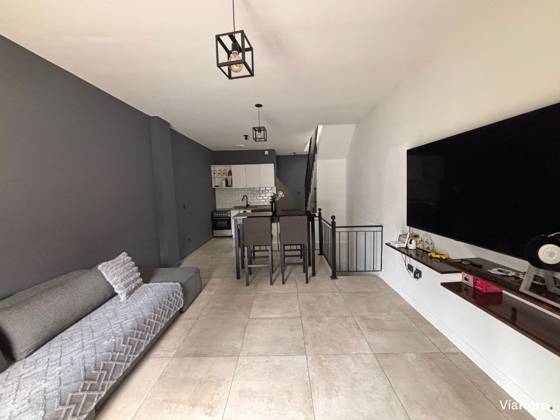 VENTA PH tipo CASA MARTINEZ 3 AMB TERRAZA PROPIA