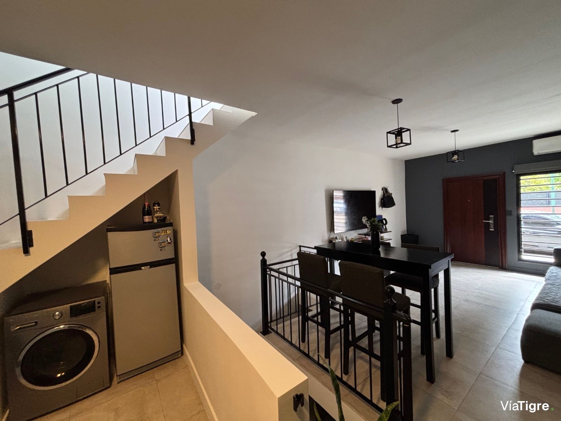 VENTA PH tipo CASA MARTINEZ 3 AMB TERRAZA PROPIA