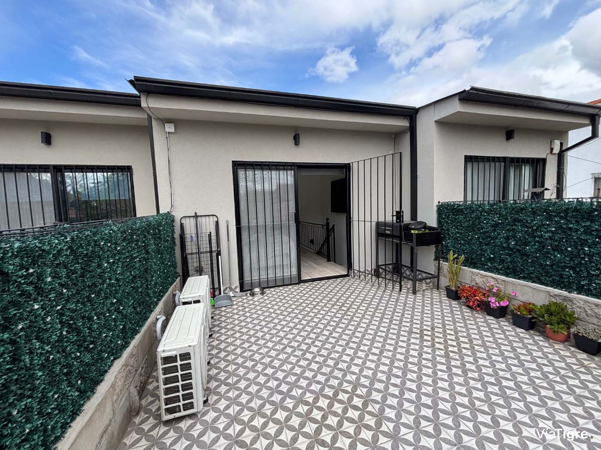 VENTA PH tipo CASA MARTINEZ 3 AMB TERRAZA PROPIA